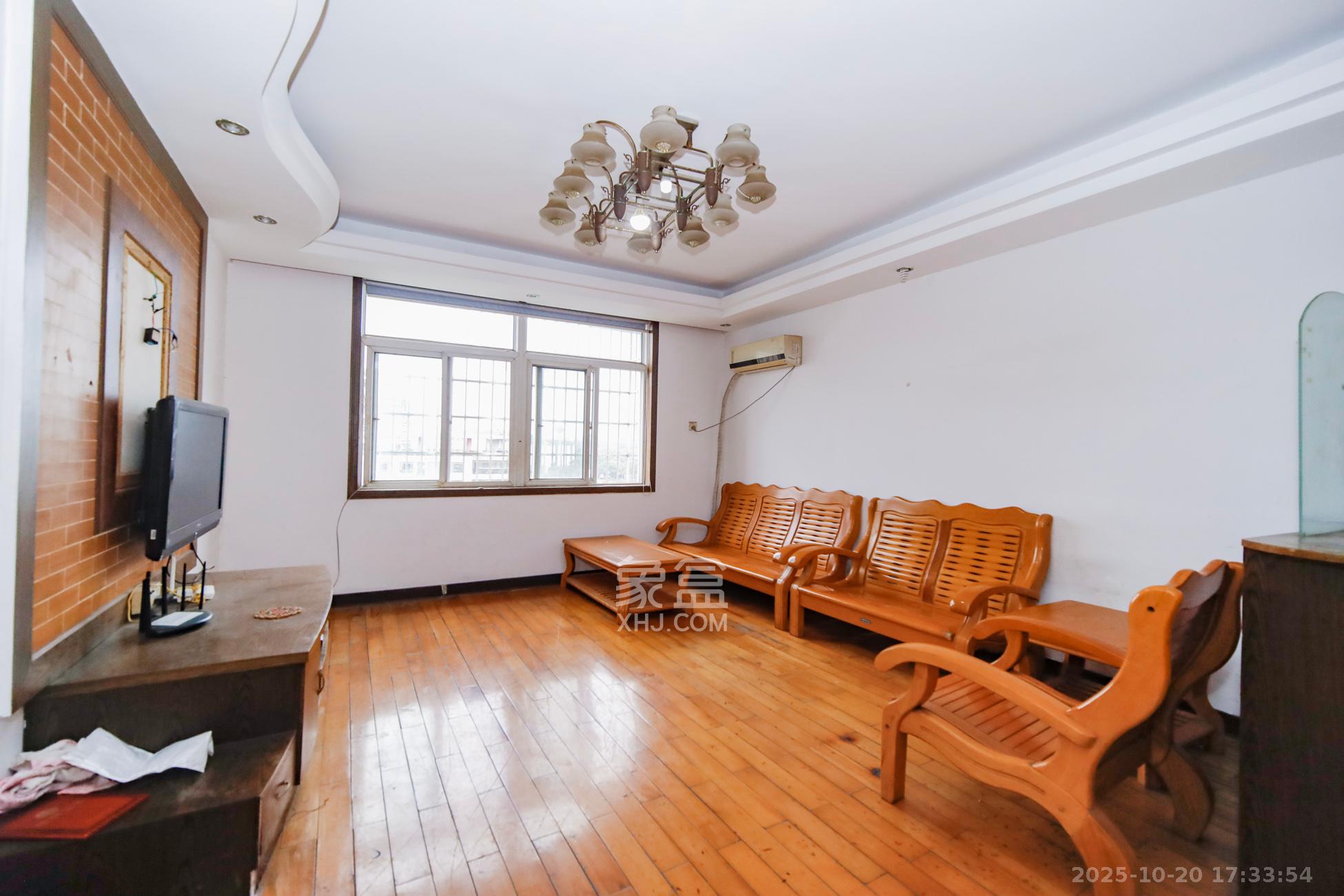 湘樟园小区（湘樟家园）  2室2厅1卫    46.8万