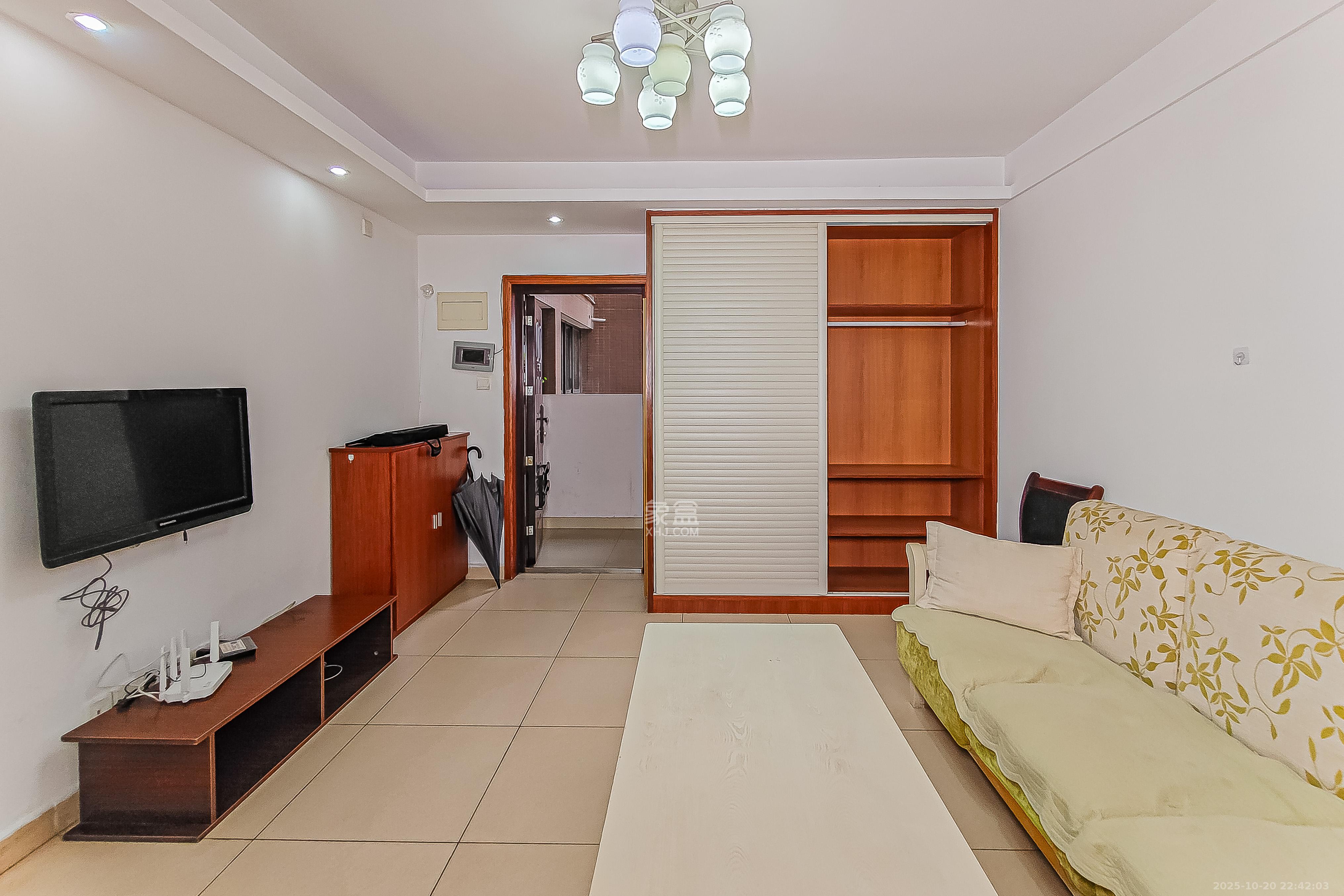 君庭金福苑  2室1厅1卫    65.0万 君庭金福苑  2室1厅1卫    65.0万客厅