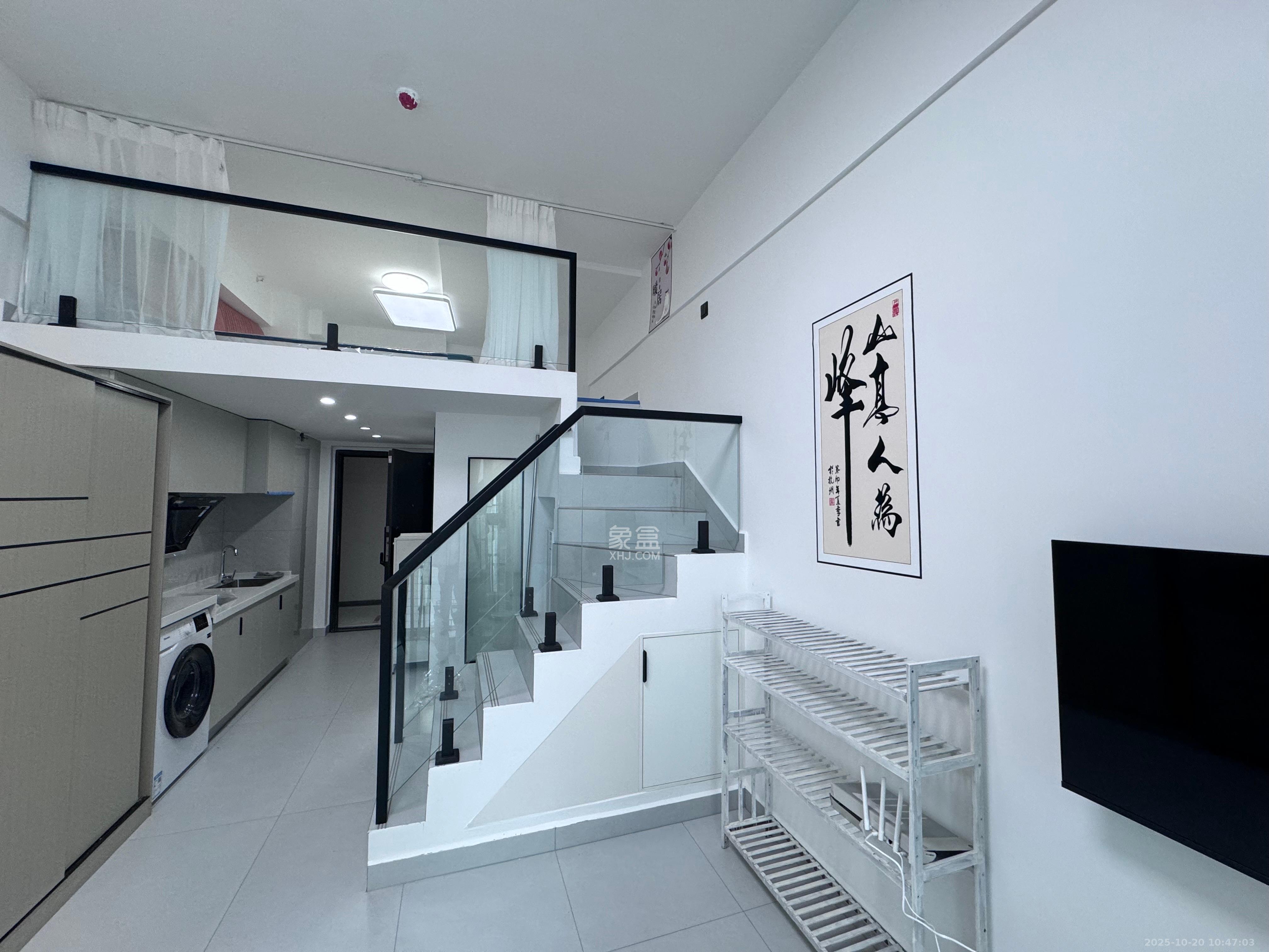 绿地商务广场  1室0厅0卫    1700.0元/月室内图