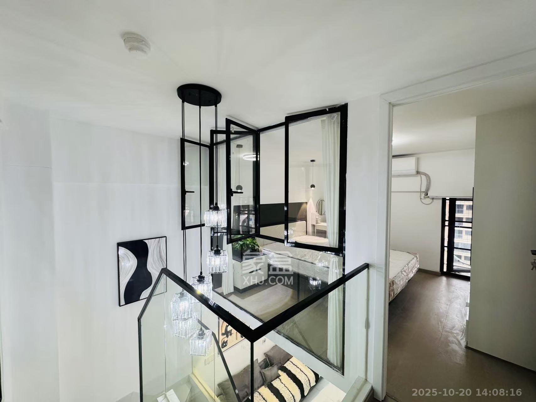 力高凤凰新天  2室2厅1卫    2600.0元/月 力高凤凰新天  2室2厅1卫    2600.0元/月室内图