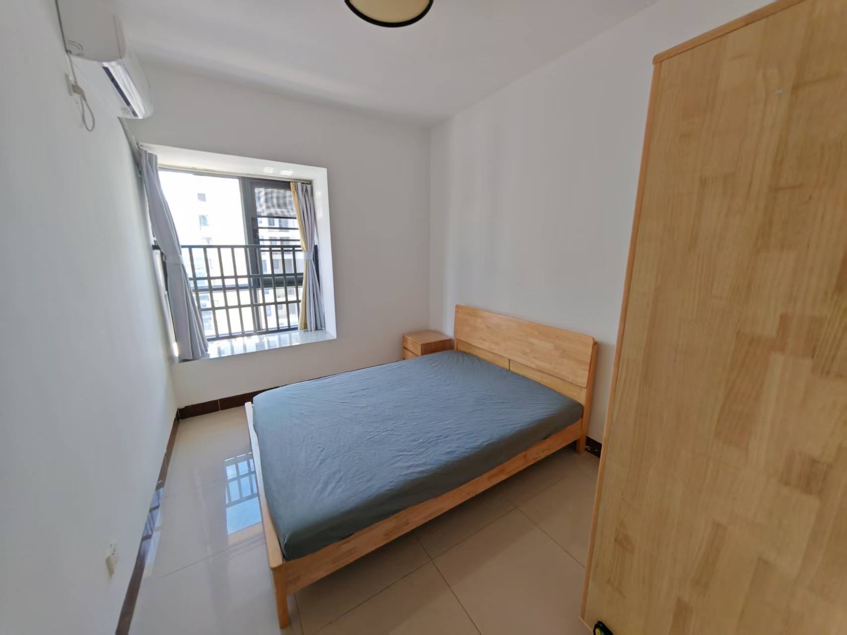 美舍嘉苑一期  4室2厅2卫    3500.0元/月室内图