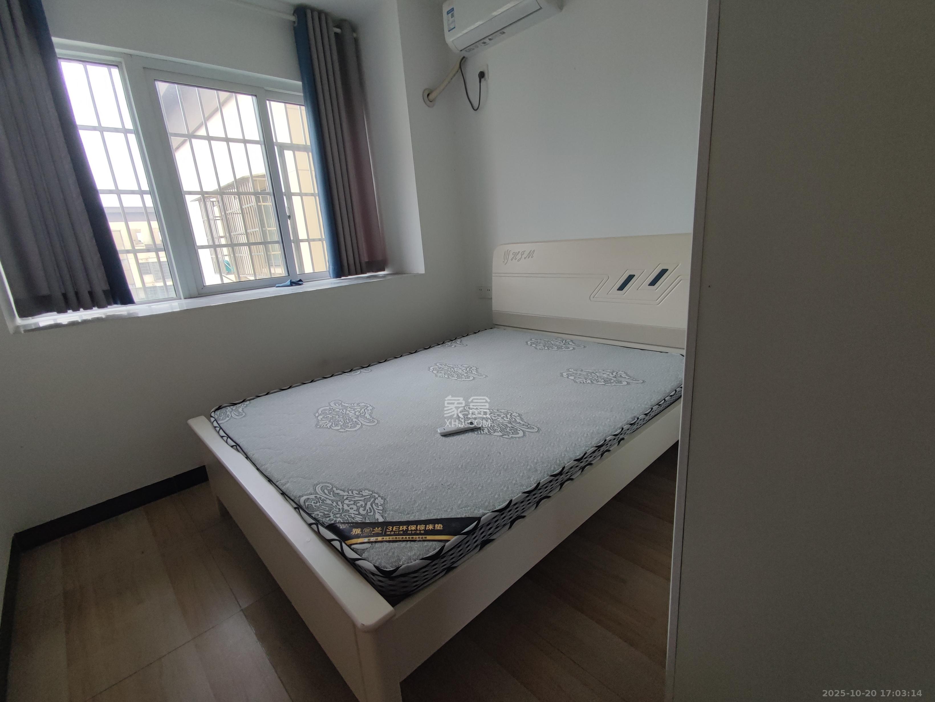 和康园小区 3室2厅2卫 2300.0元/月 和康园小区 3室2厅2卫 2300.0元/月室内图