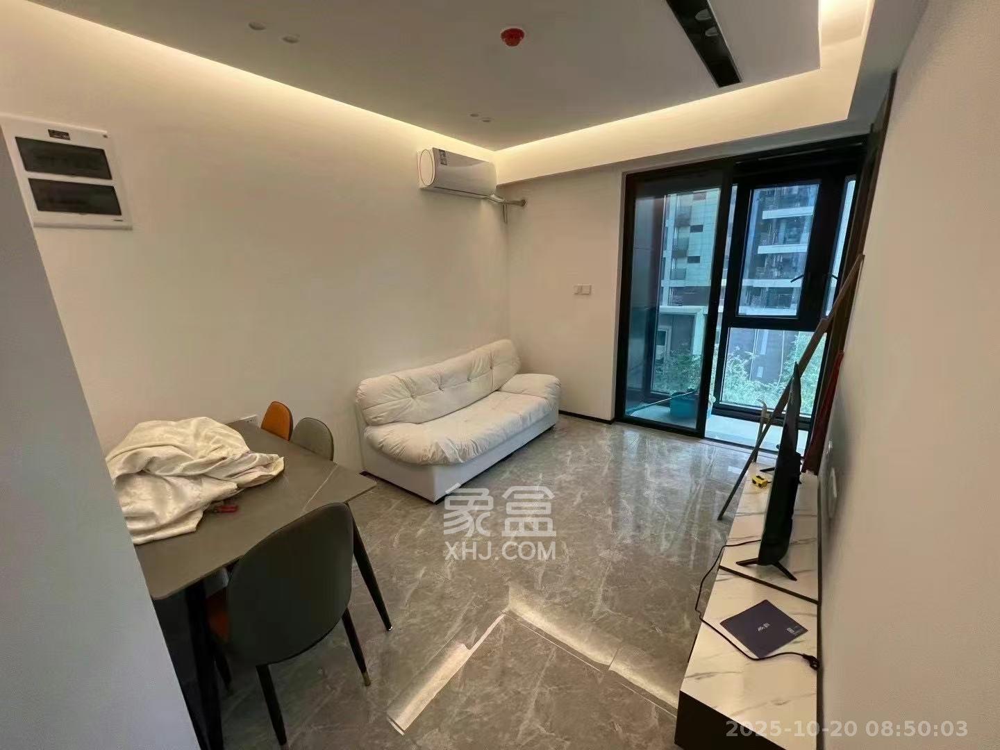 万科金色梦想D区  1室0厅0卫    2500.0元/月室内图