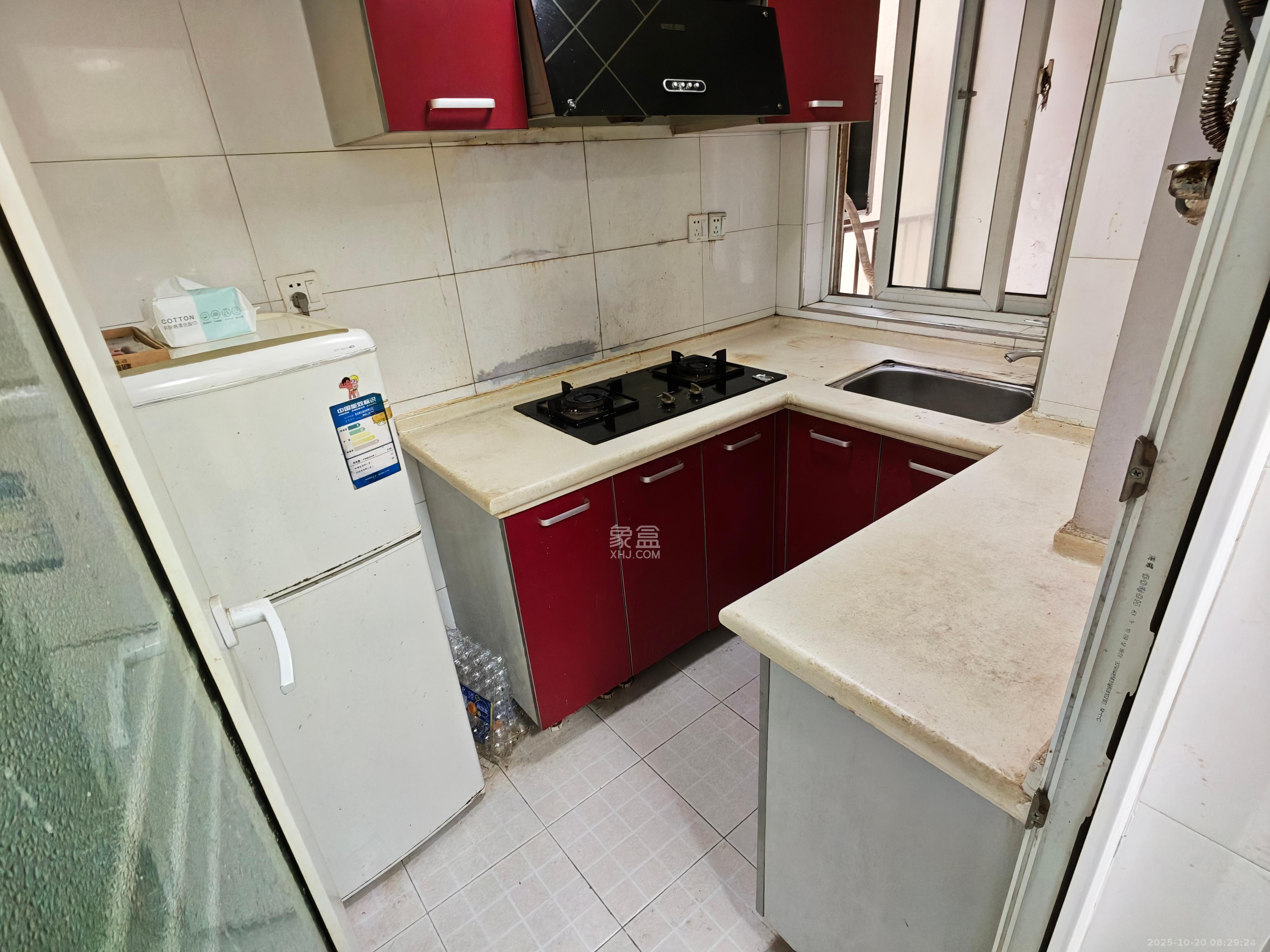 汇都公寓 2室1厅1卫 1600.0元/月 汇都公寓 2室1厅1卫 1600.0元/月室内图