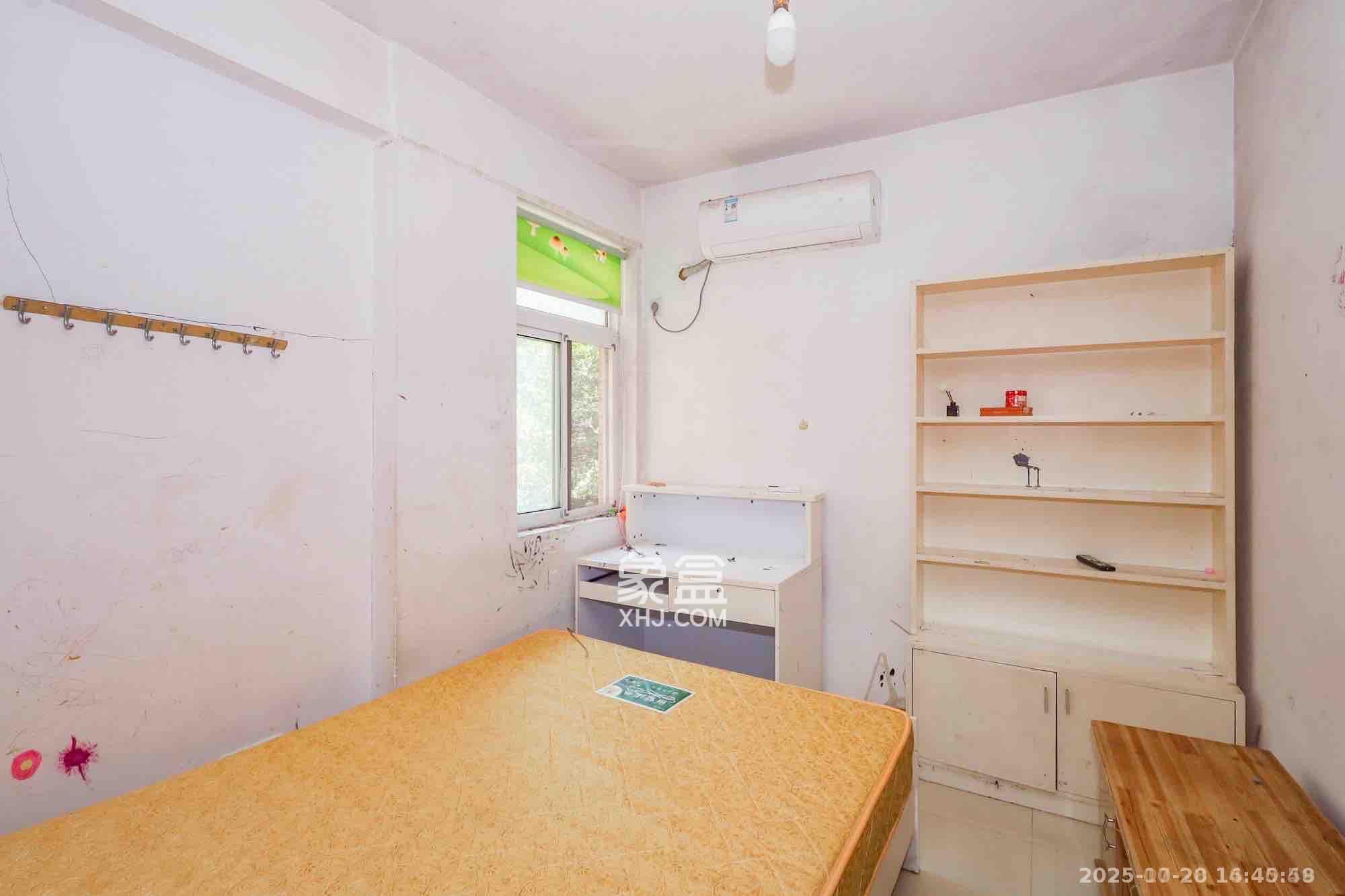 谷山乐园二期  2室2厅1卫    1750.0元/月室内图