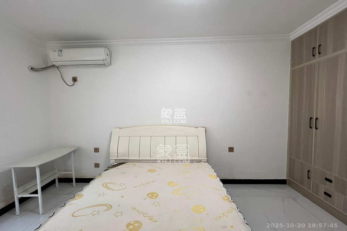 鑫远悦城(鑫远悦时代) 2室1厅1卫 1800.0元/月 鑫远悦城(鑫远悦时代) 2室1厅1卫 1800.0元/月室内图