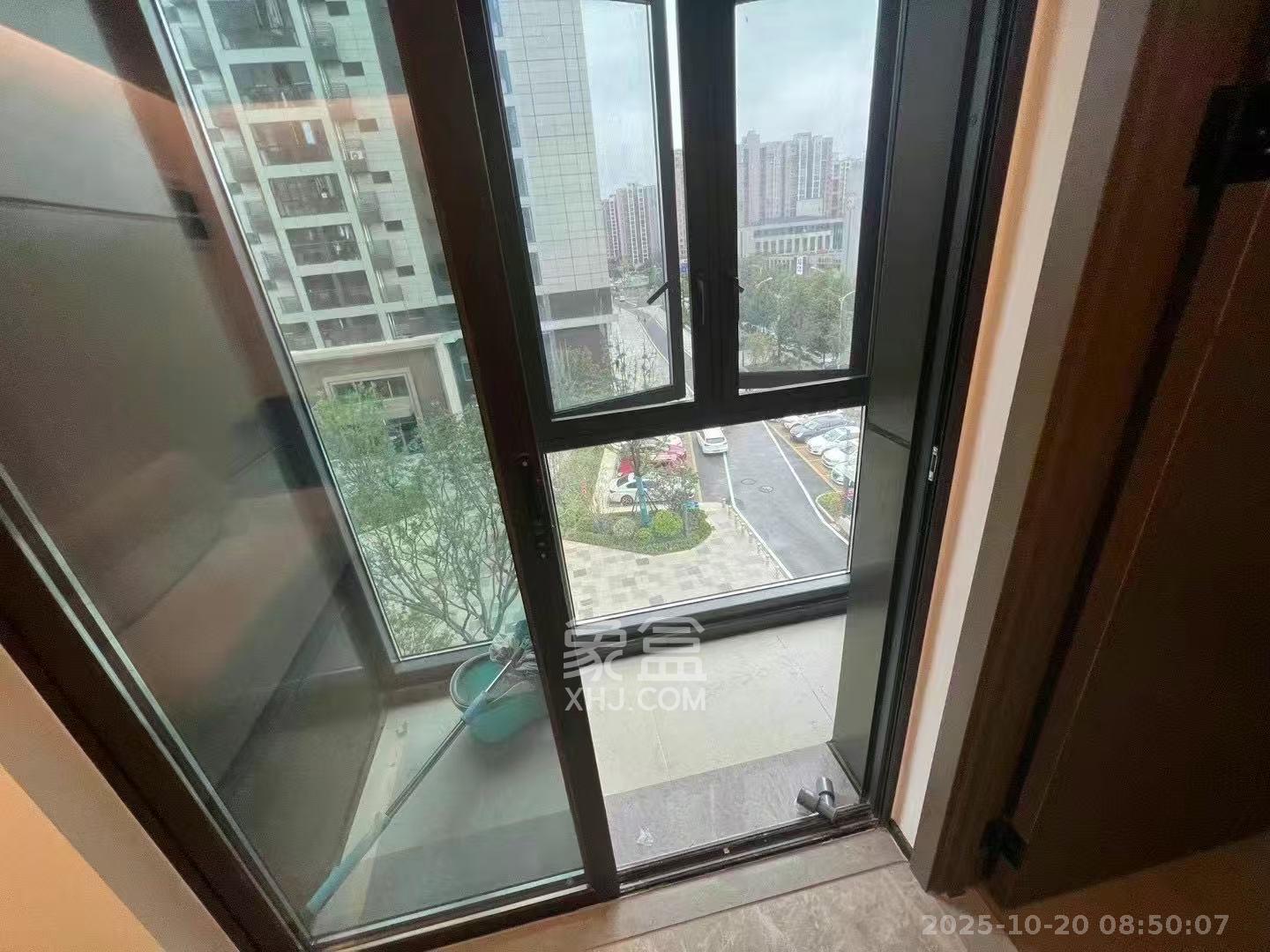 万科金色梦想D区  1室0厅0卫    2500.0元/月室内图