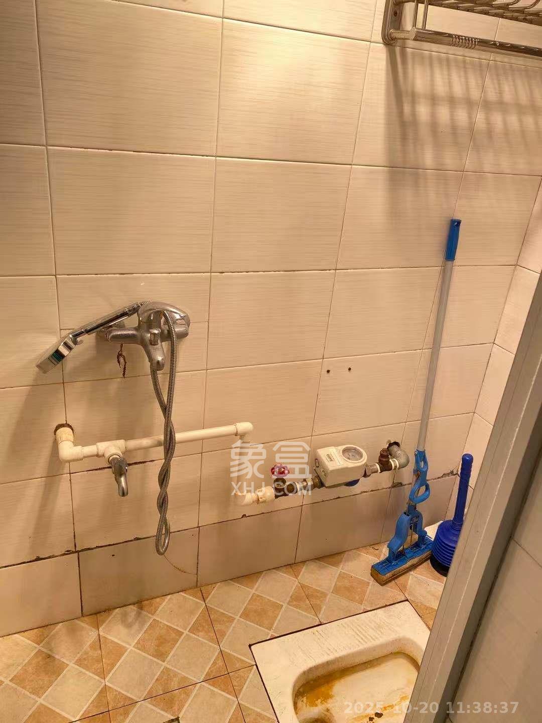 向韶村 1室0厅0卫 1500.0元/月 向韶村 1室0厅0卫 1500.0元/月室内图