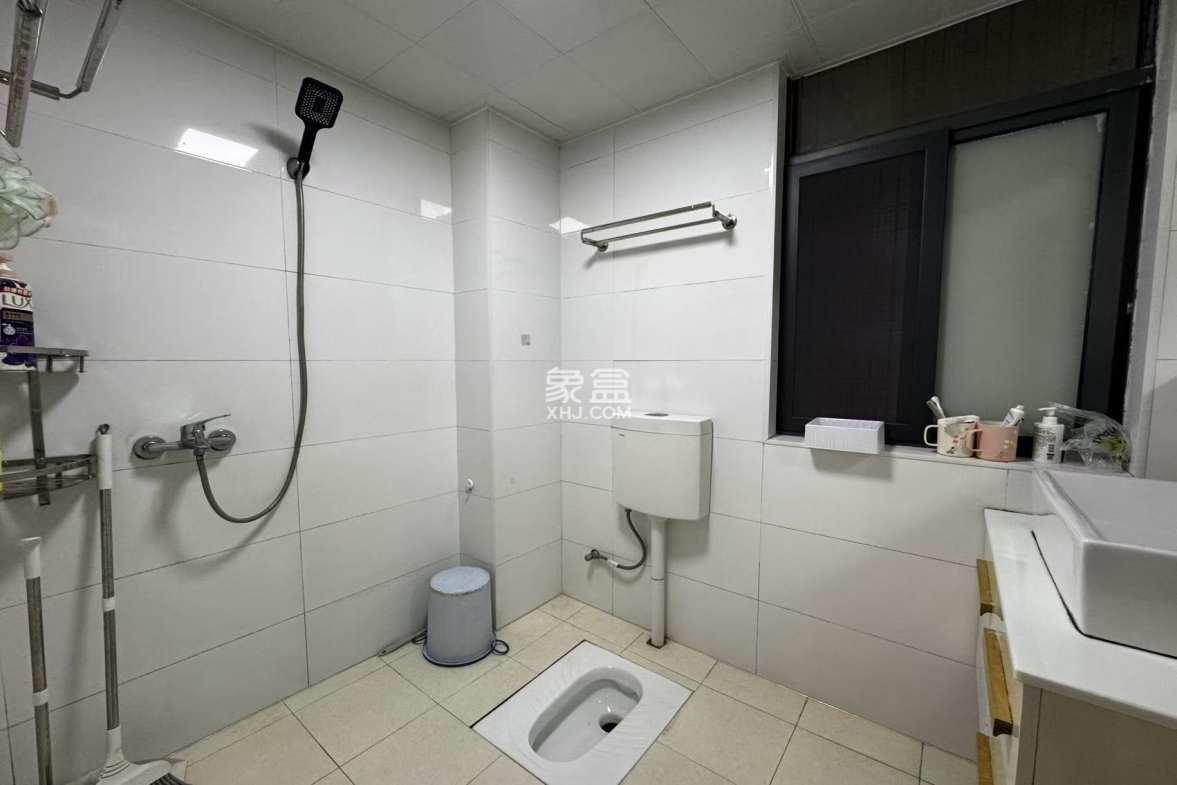 梓山湖领御  1室1厅1卫    32.8万 梓山湖领御  1室1厅1卫    32.8万室内图