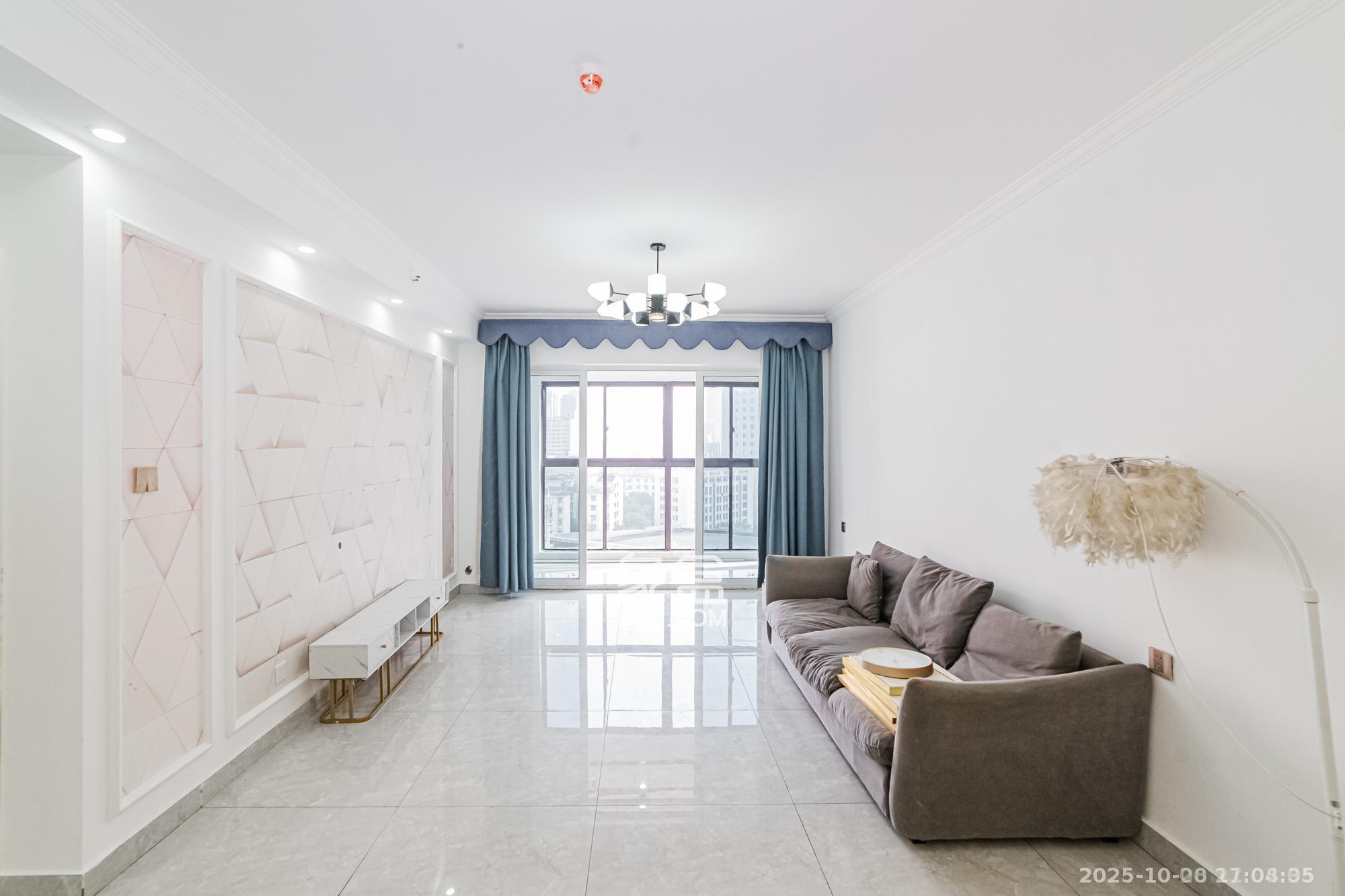 北辰三角洲C3区  3室2厅1卫    3600.0元/月室内图