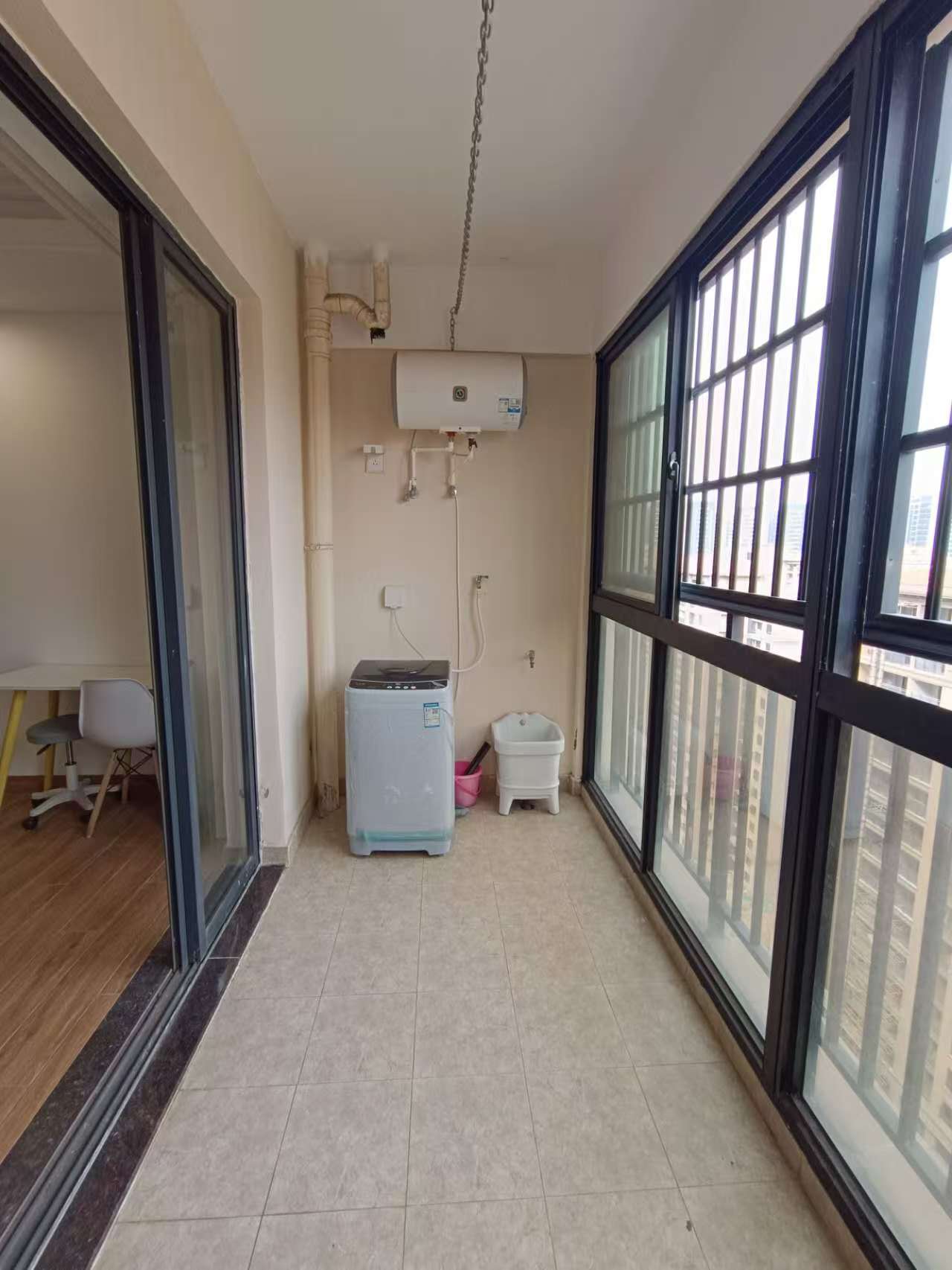 粤泰滨江花园  1室1厅1卫    1500.0元/月室内图