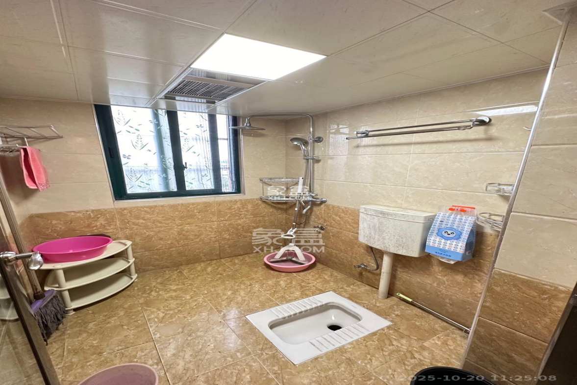 蝴蝶谷 3室2厅1卫 1600.0元/月 蝴蝶谷 3室2厅1卫 1600.0元/月室内图