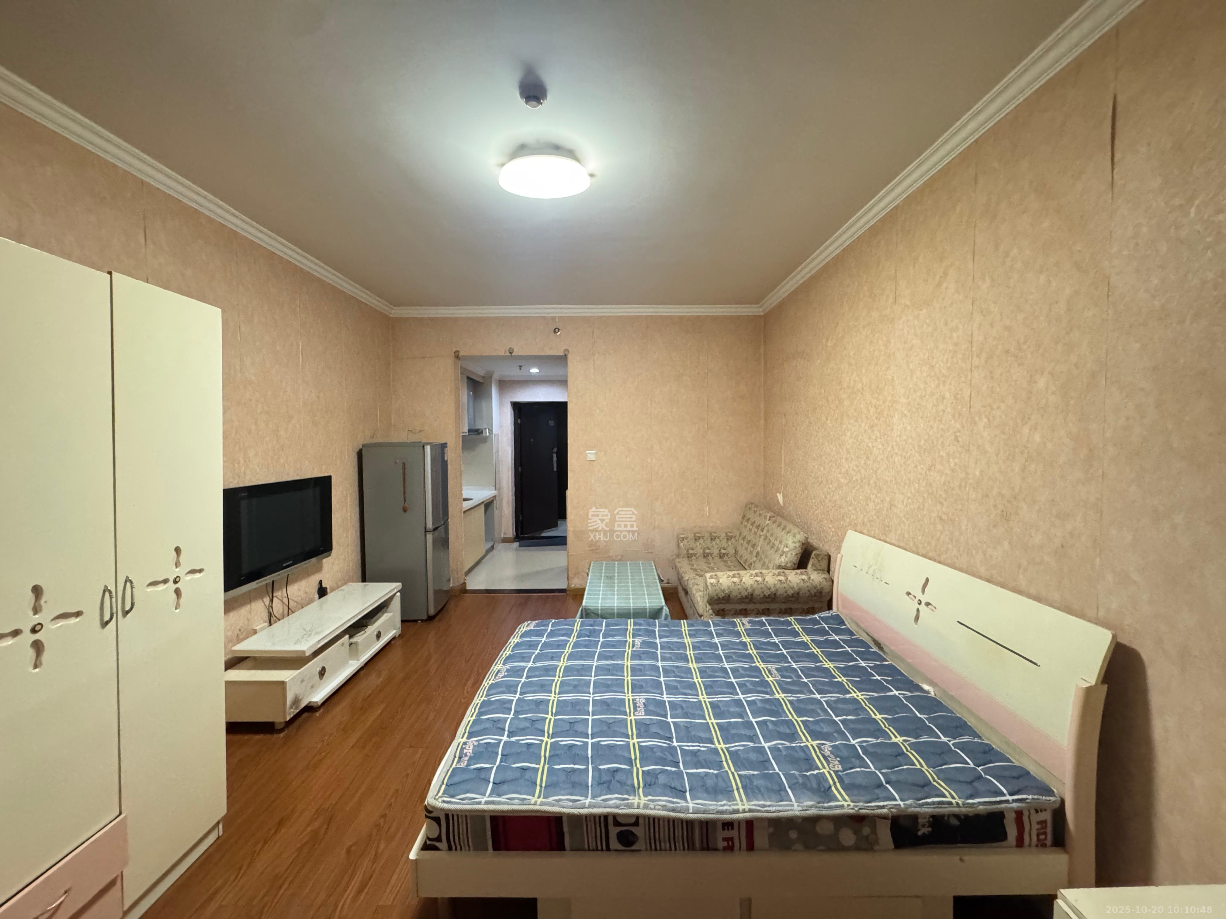 兰亭优壳（隽峰苑）  1室1厅1卫    1200.0元/月室内图