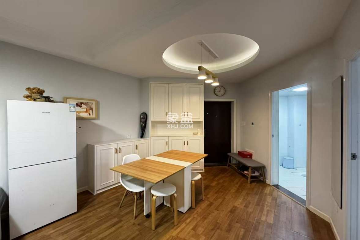 梓山湖领御  1室1厅1卫    32.8万 梓山湖领御  1室1厅1卫    32.8万室内图