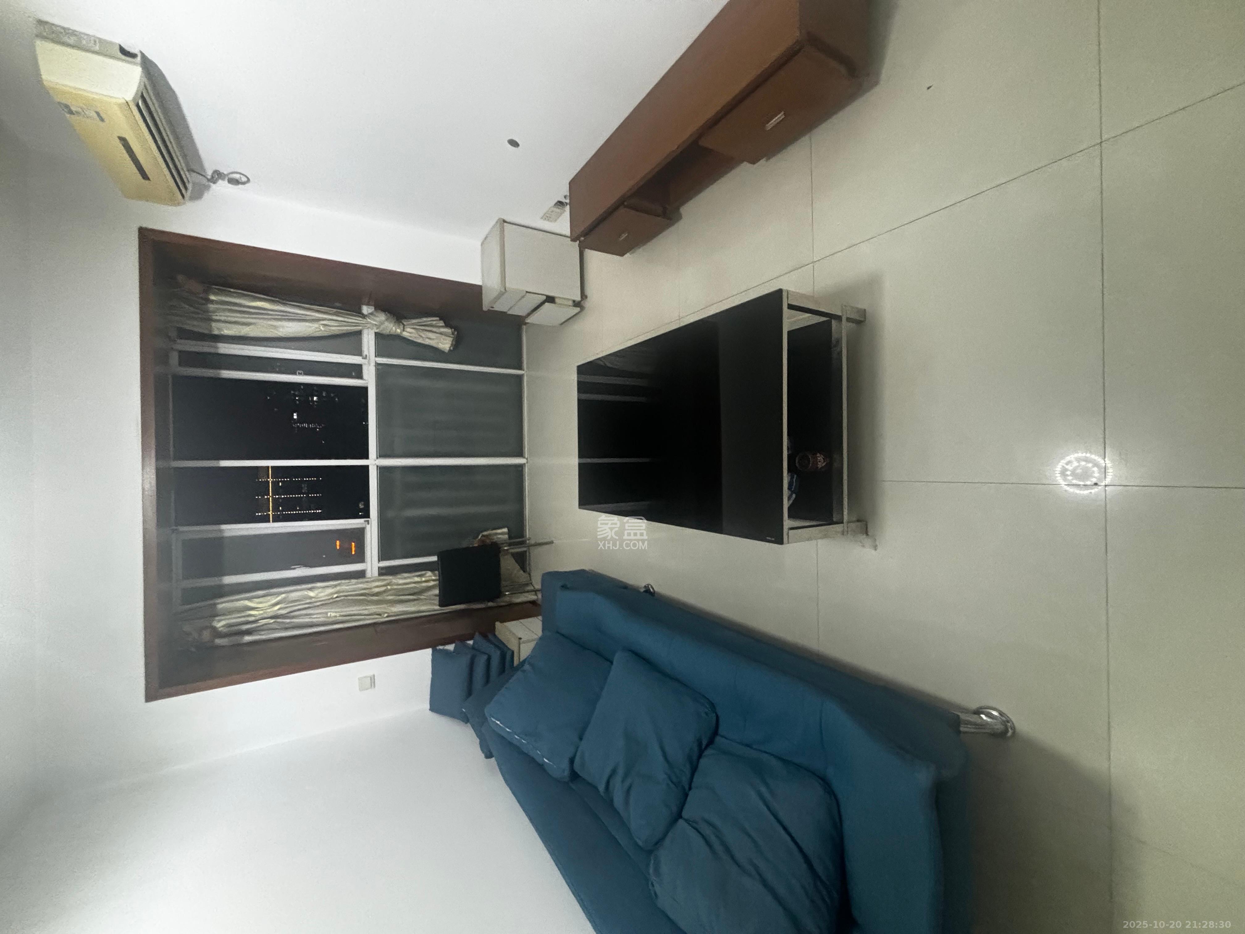 高岭小区  2室1厅1卫    2000.0元/月 高岭小区  2室1厅1卫    2000.0元/月室内图