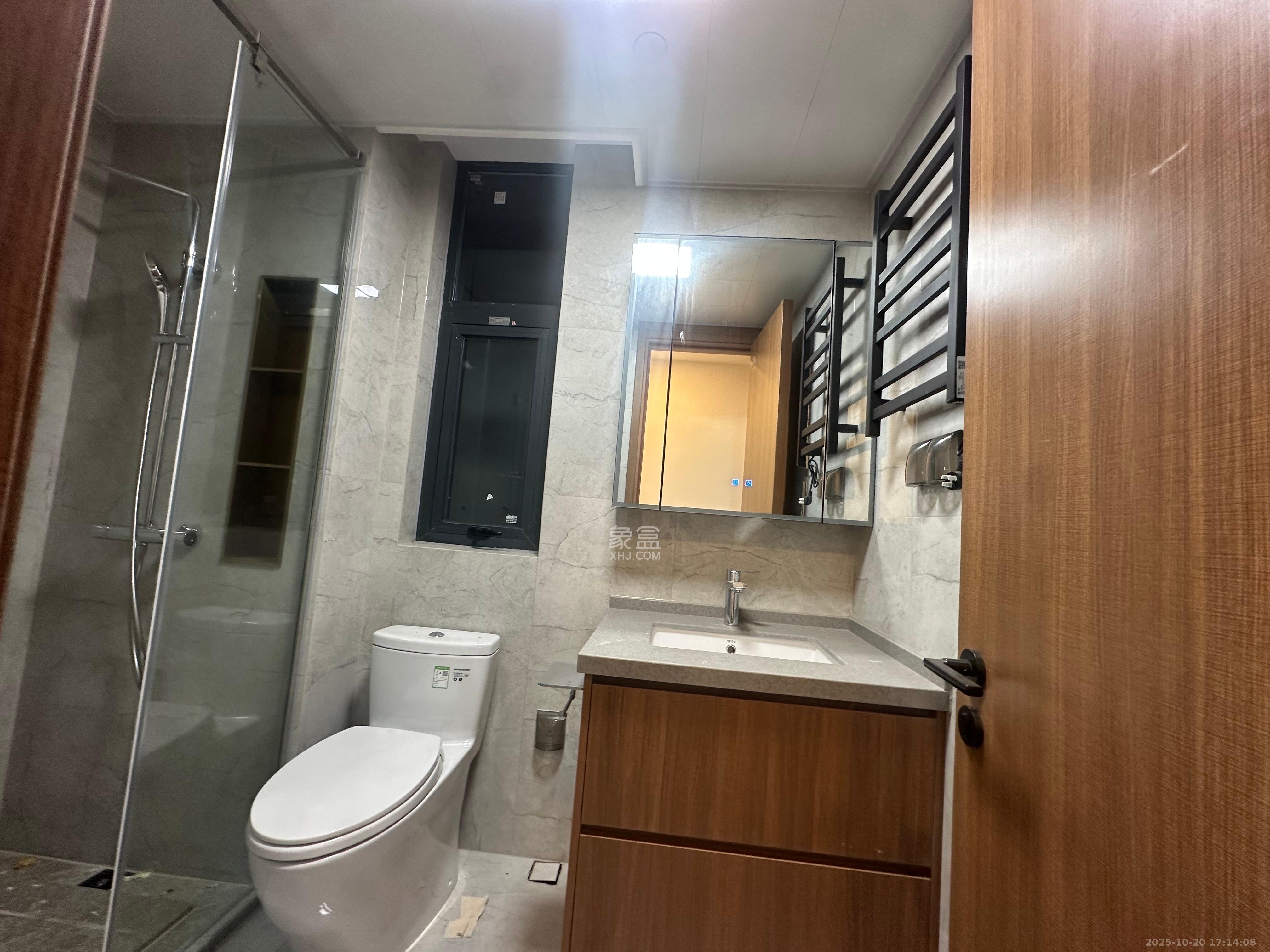 江山印  4室1厅2卫    11000.0元/月室内图