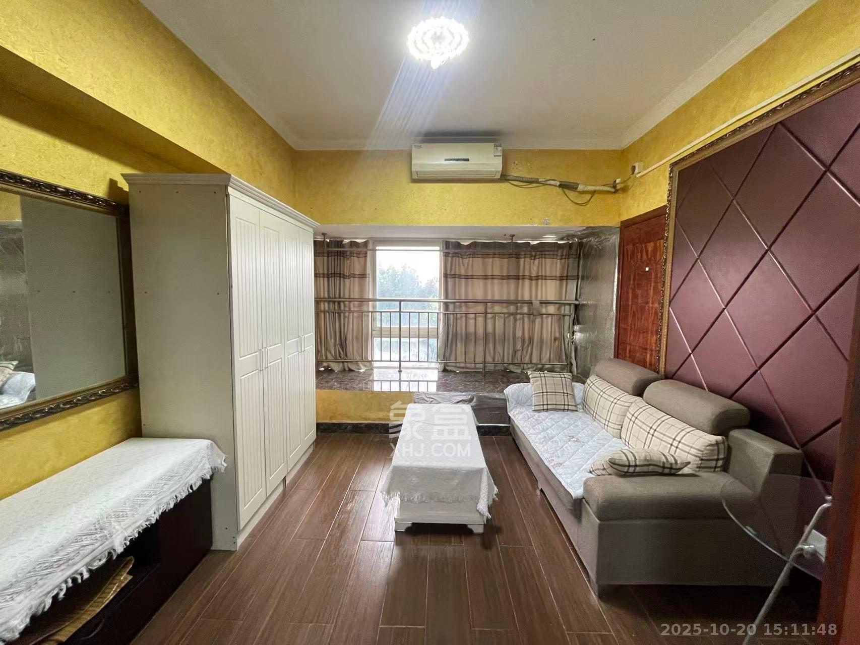 星城荣域  1室1厅1卫    1100.0元/月室内图