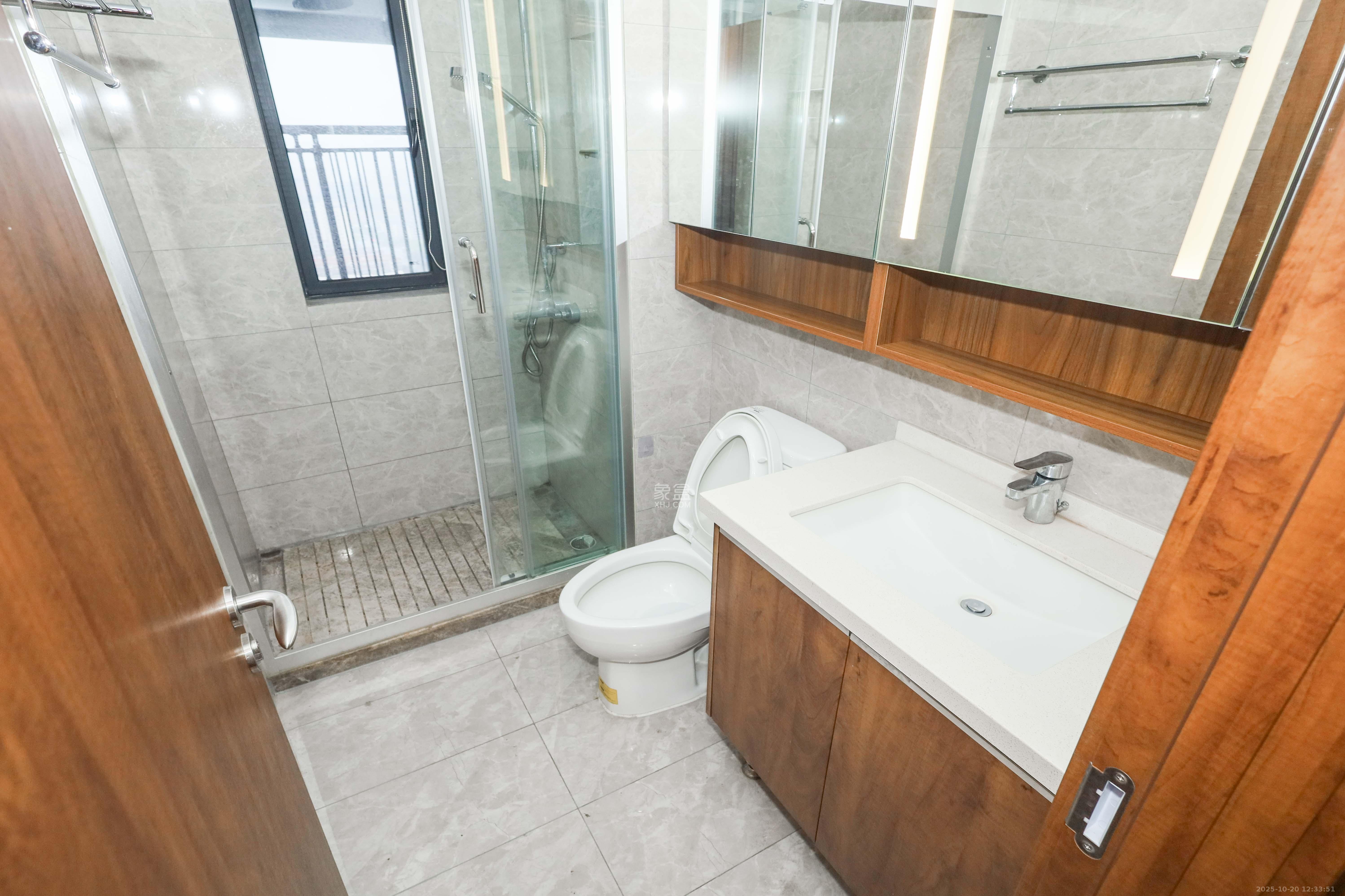 梅溪悦章 3室2厅2卫 126.0万 梅溪悦章 3室2厅2卫 126.0万卫生间