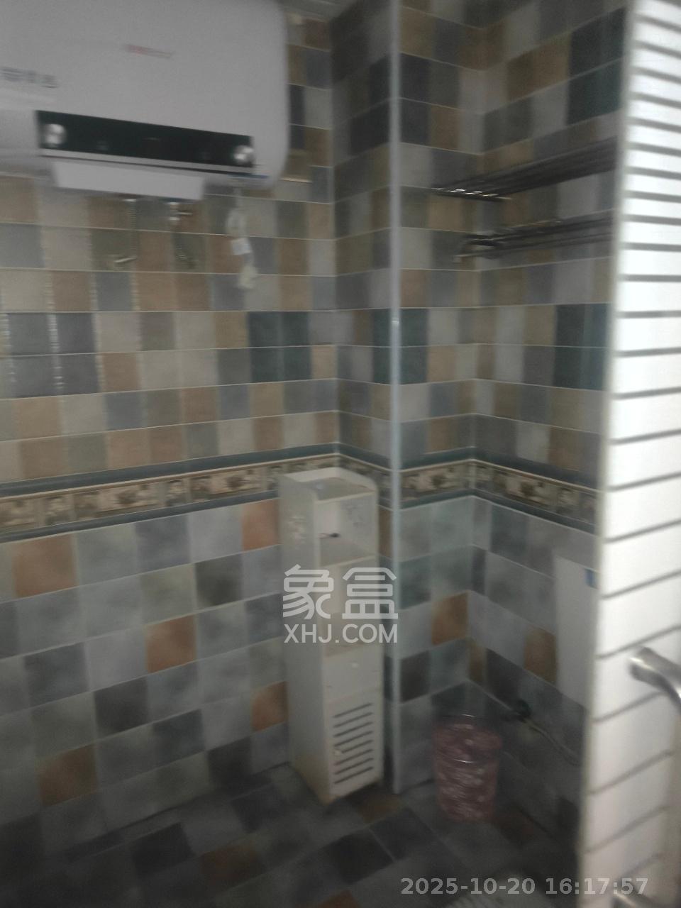 蝴蝶谷 1室1厅1卫 1200.0元/月 蝴蝶谷 1室1厅1卫 1200.0元/月室内图