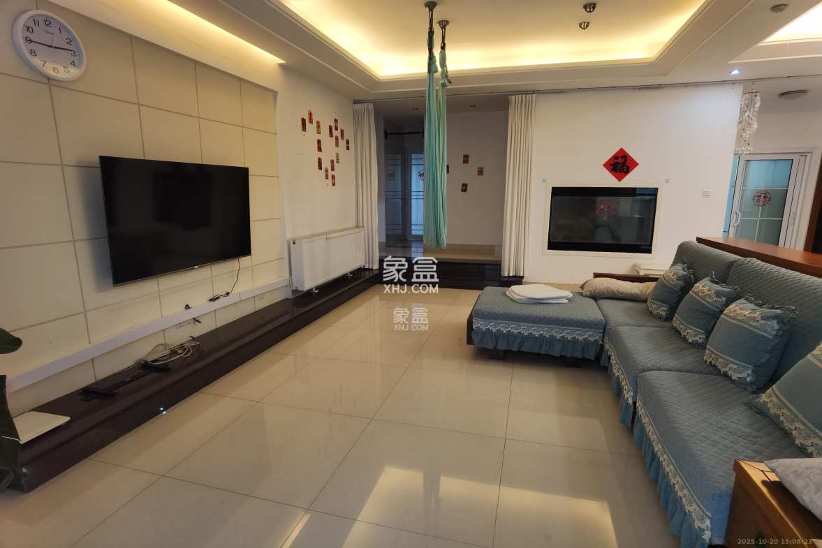 卓越蔚蓝海岸一期 3室2厅2卫 3000.0元/月 卓越蔚蓝海岸一期 3室2厅2卫 3000.0元/月室内图