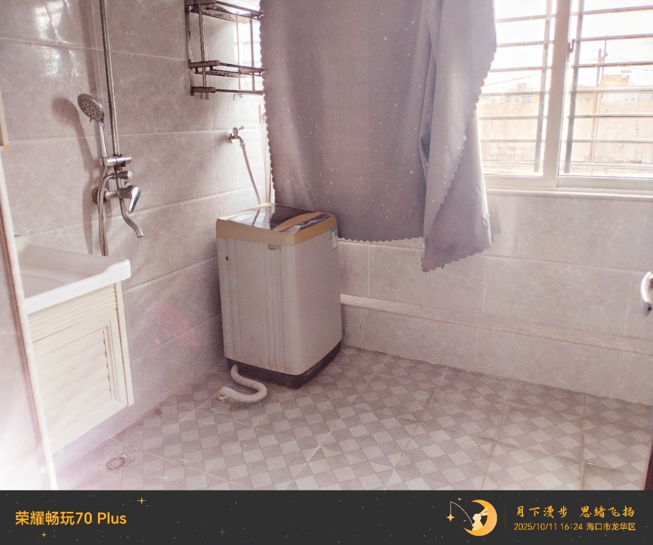 富丽花园  2室2厅1卫    105.0万 富丽花园  2室2厅1卫    105.0万客厅