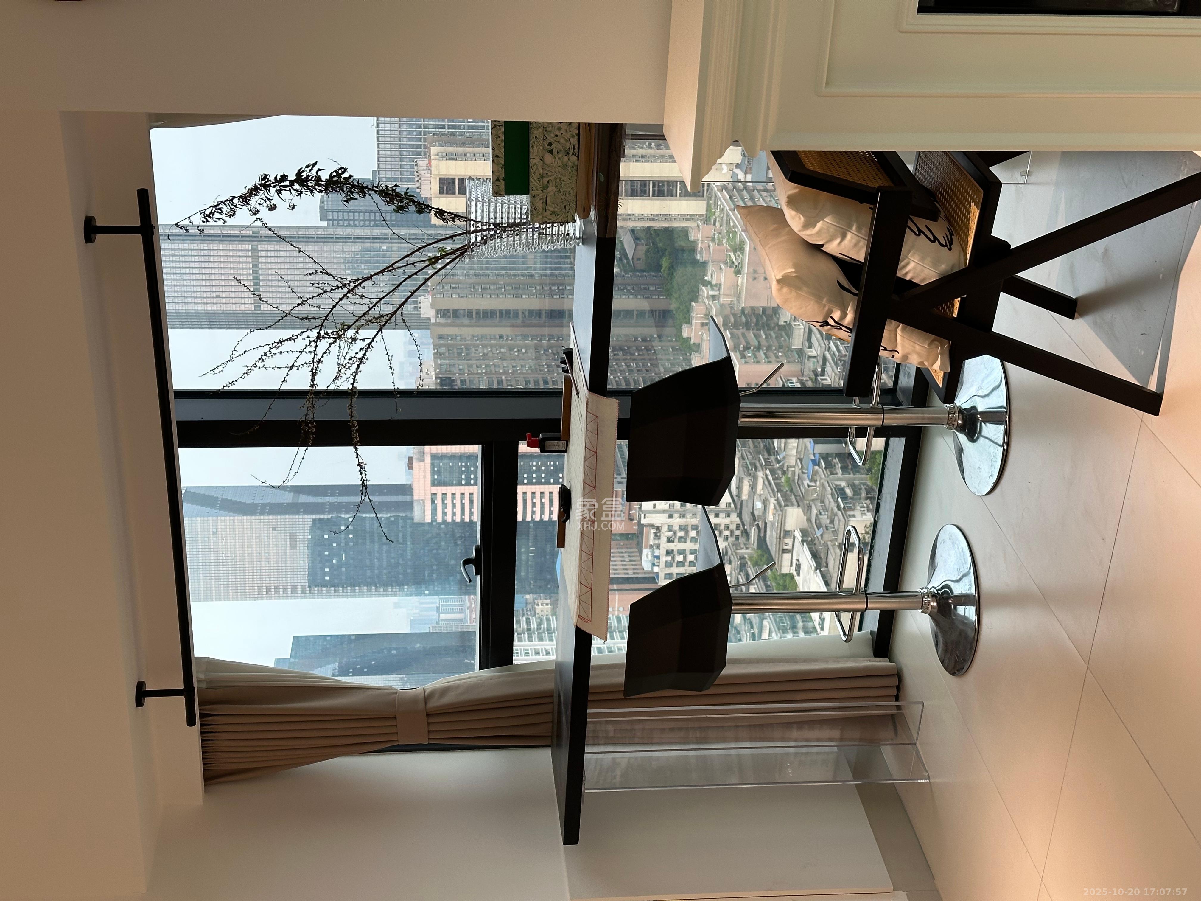 华润置地中心  1室0厅0卫    2800.0元/月 华润置地中心  1室0厅0卫    2800.0元/月室内图