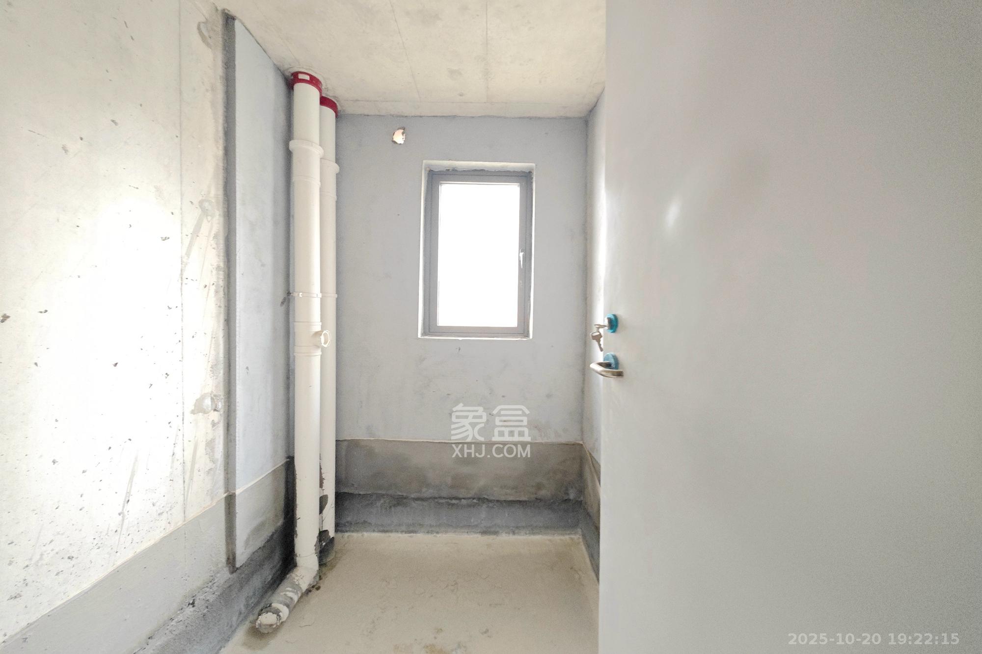 大都汇天悦(保利大都汇三期) 4室2厅2卫 160.0万 大都汇天悦(保利大都汇三期) 4室2厅2卫 160.0万其他