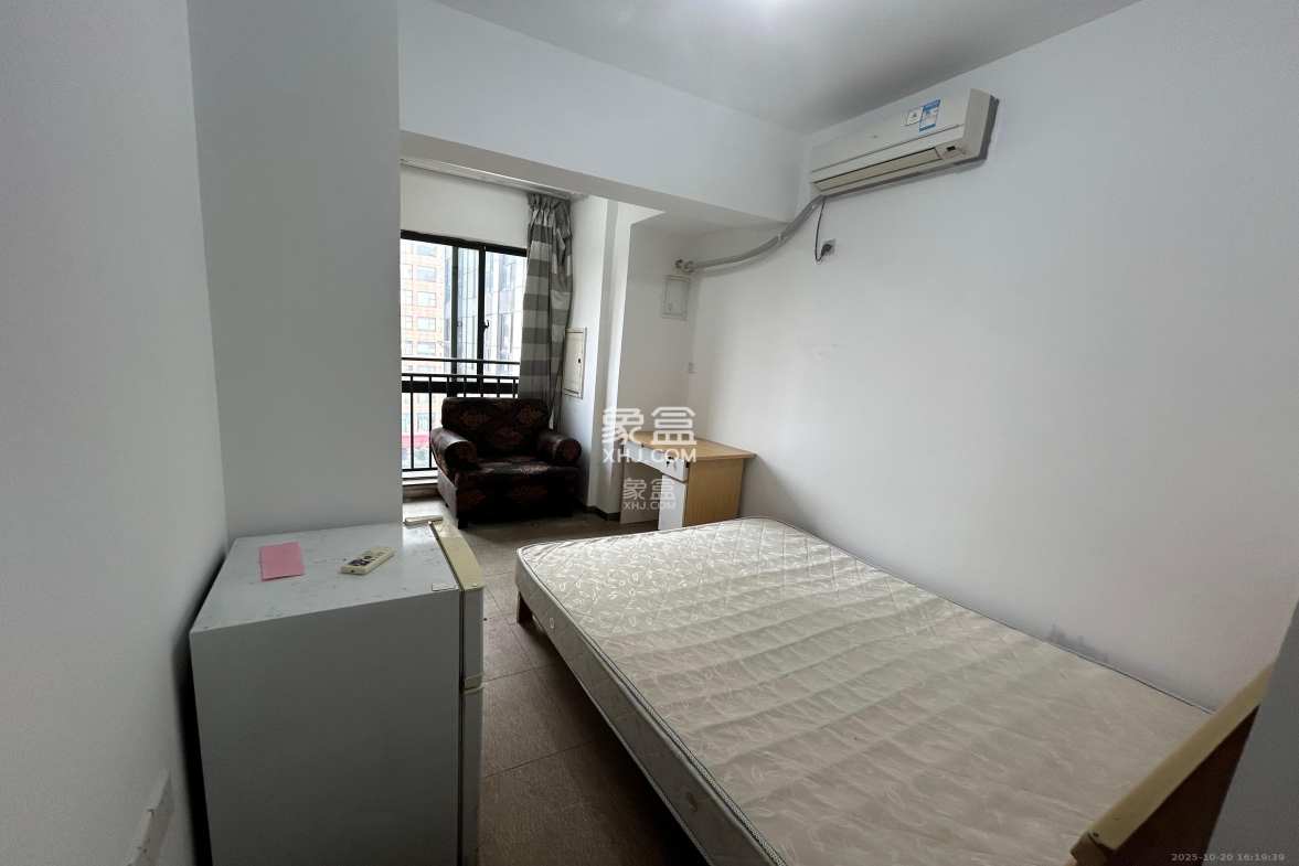 建安像素汇 1室1厅1卫 900.0元/月 建安像素汇 1室1厅1卫 900.0元/月室内图