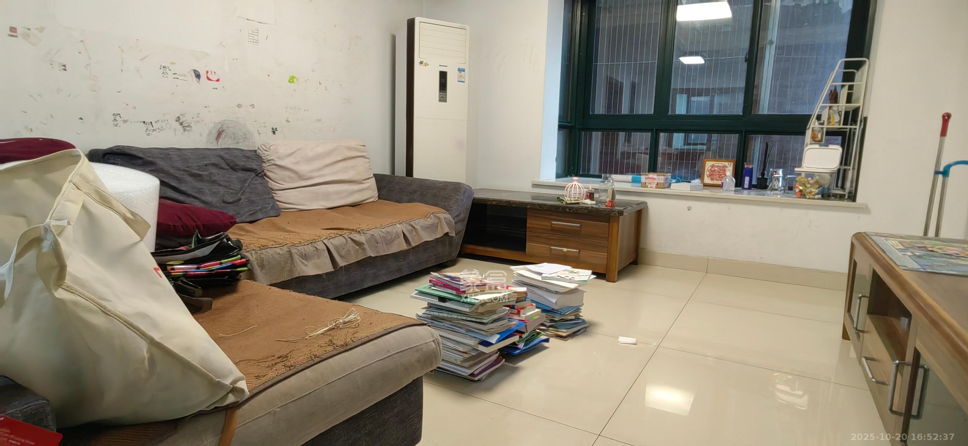 东玺门 3室2厅1卫 2600.0元/月 东玺门 3室2厅1卫 2600.0元/月室内图