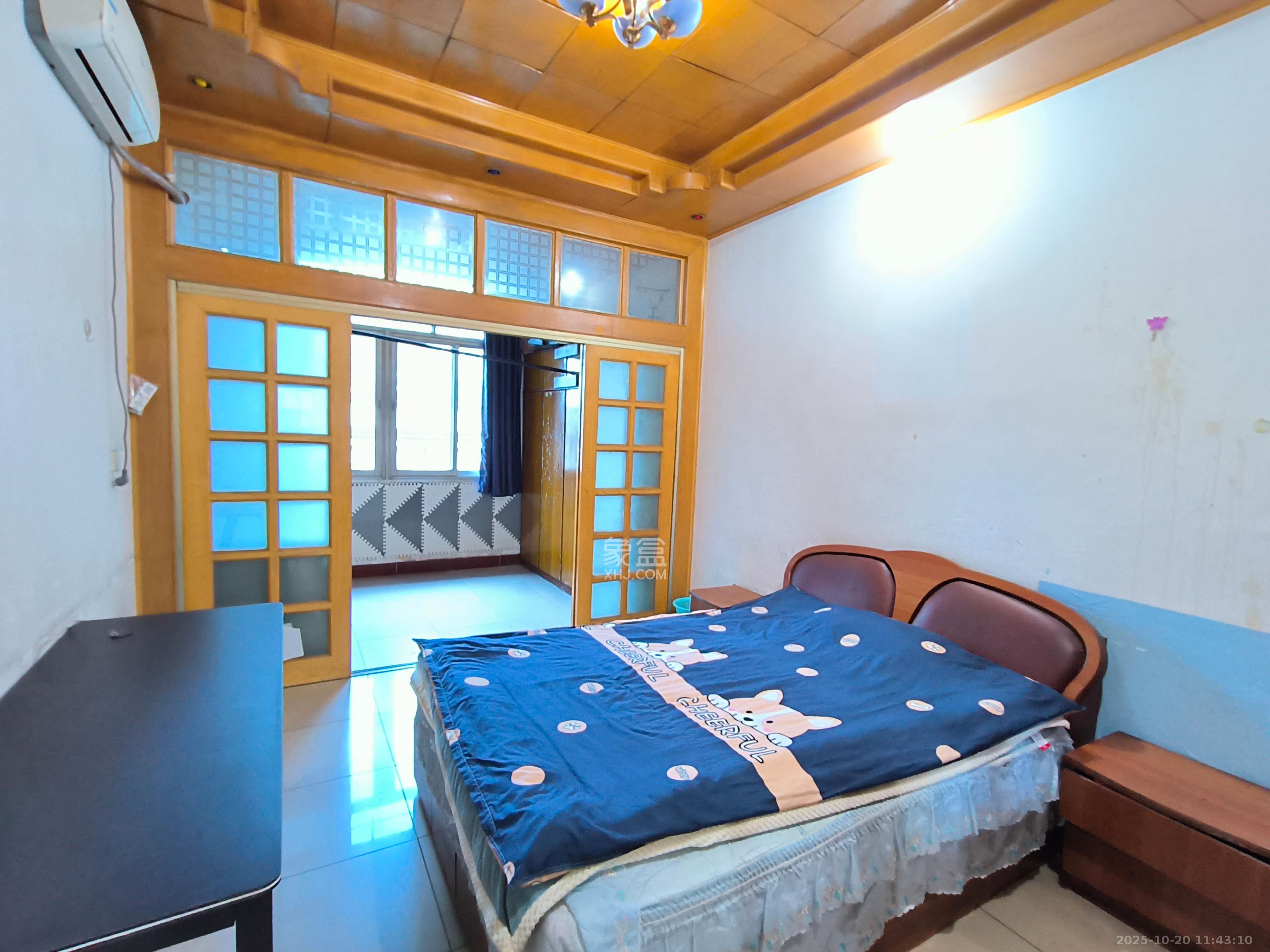 韭菜园  2室1厅1卫    1800.0元/月室内图