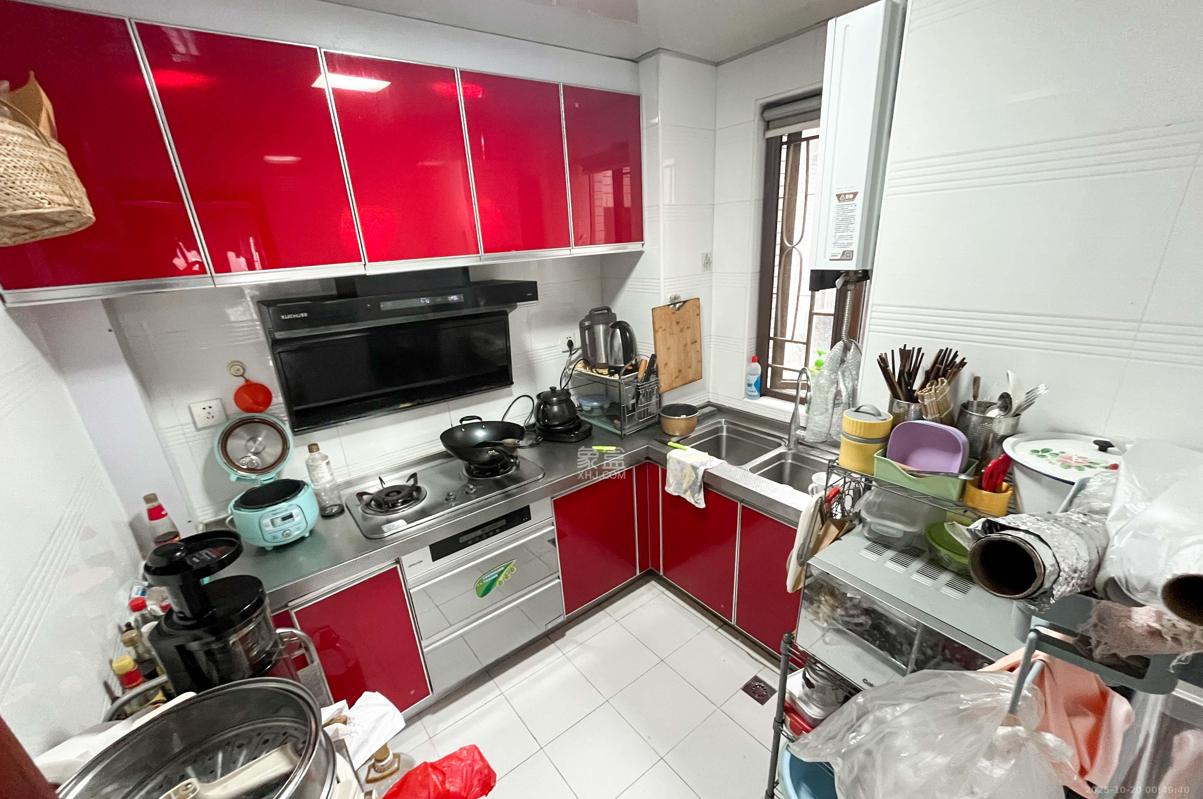 高信向日葵  2室2厅1卫    91.8万 高信向日葵  2室2厅1卫    91.8万厨房