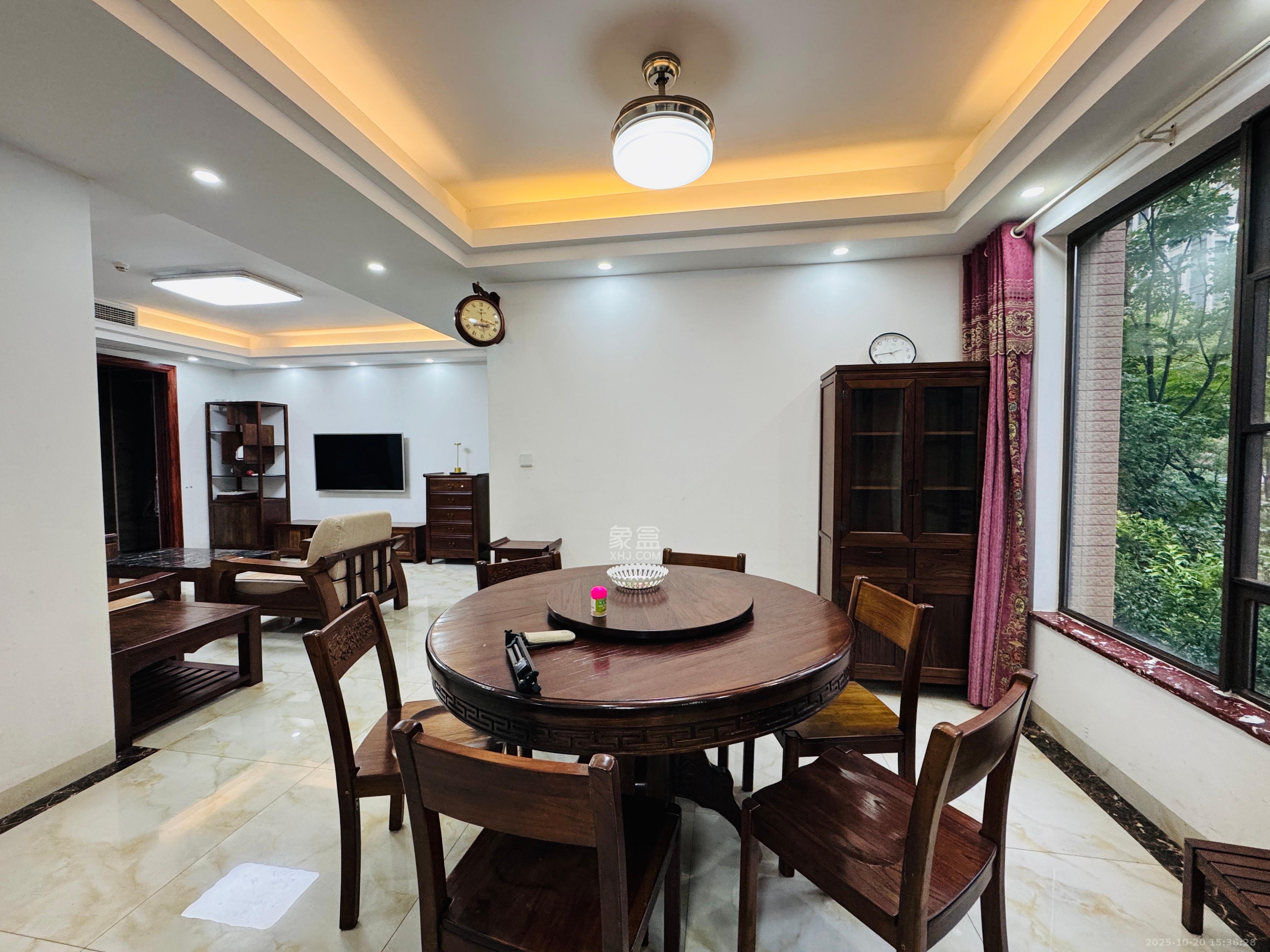 南山雍江汇（滨江国际新城）  4室2厅2卫    4000.0元/月室内图