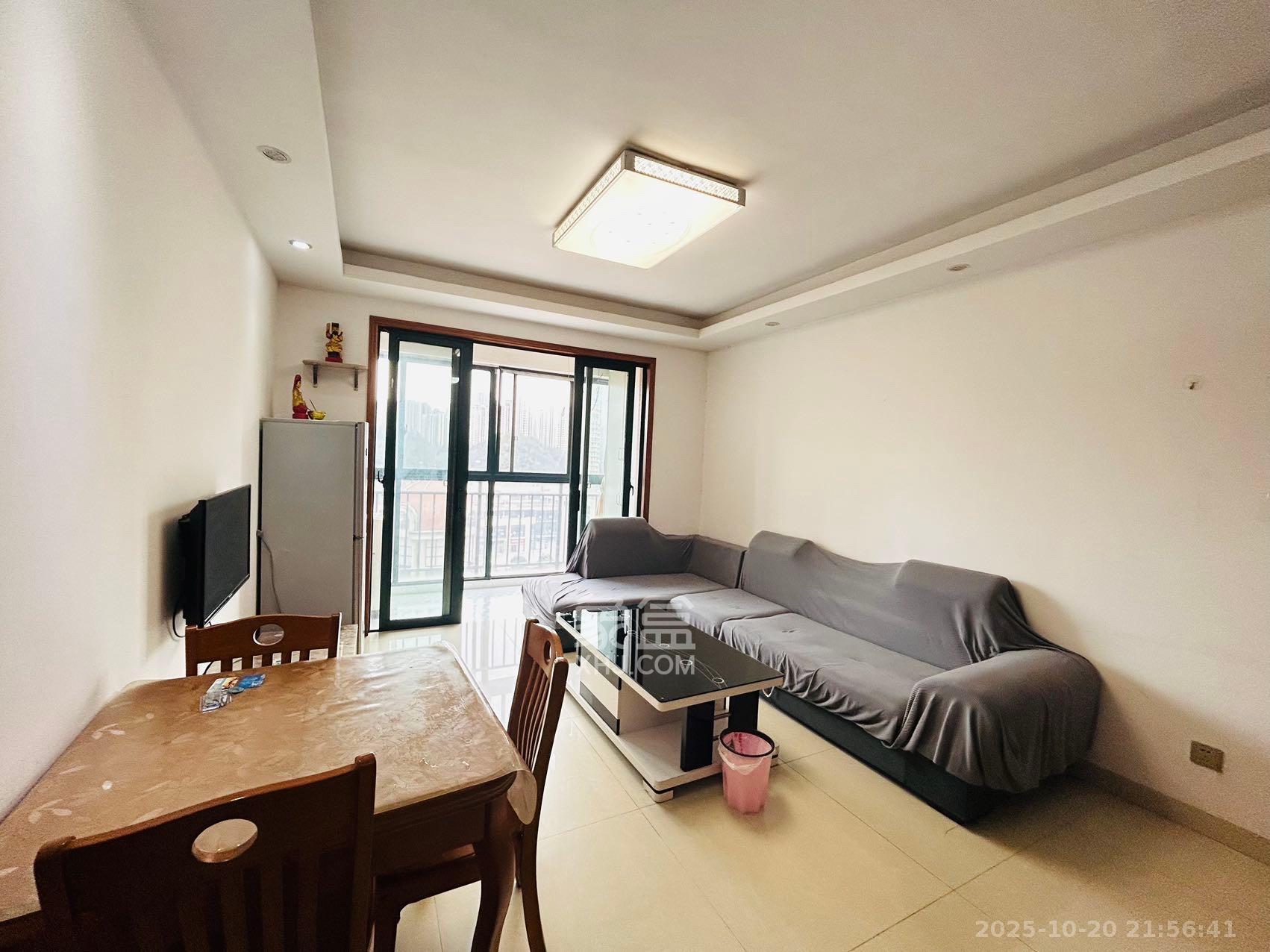 华美公寓（新猎鹰公寓）  2室2厅1卫    1650.0元/月室内图