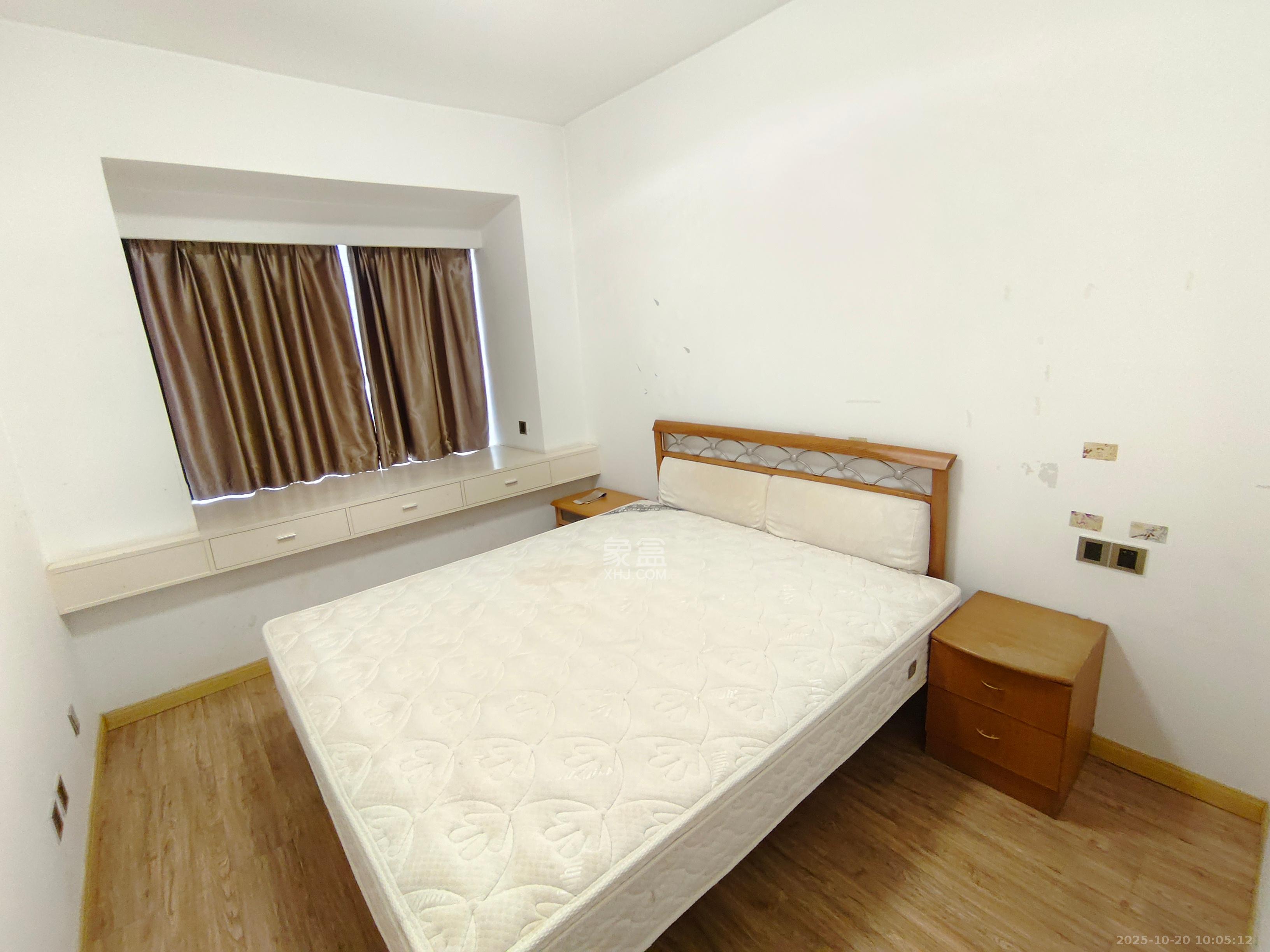 北京御园一二期（国泰嘉园）  2室2厅1卫    2000.0元/月室内图