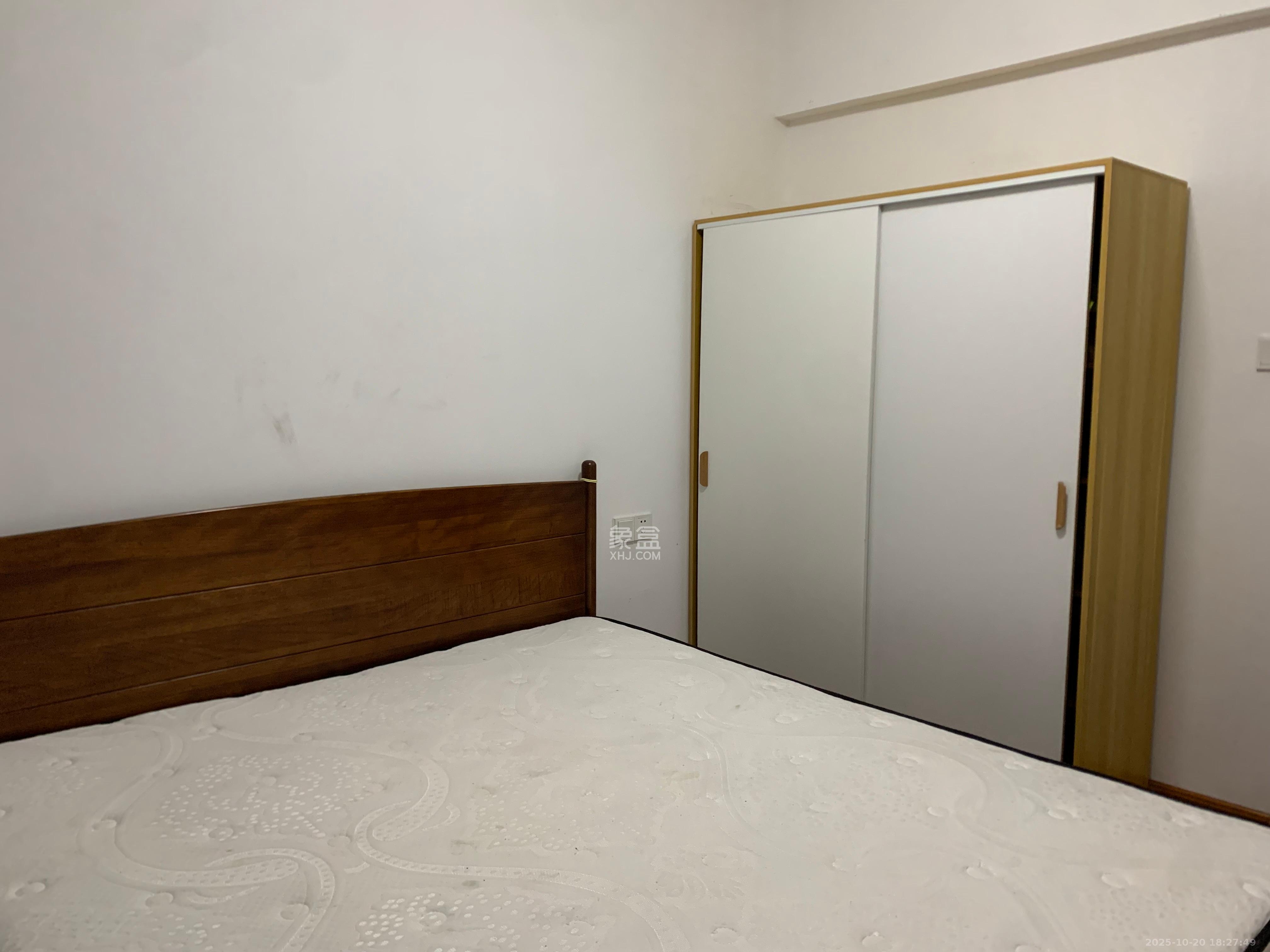 圆梦康乐城  1室1厅1卫    1400.0元/月 圆梦康乐城  1室1厅1卫    1400.0元/月室内图