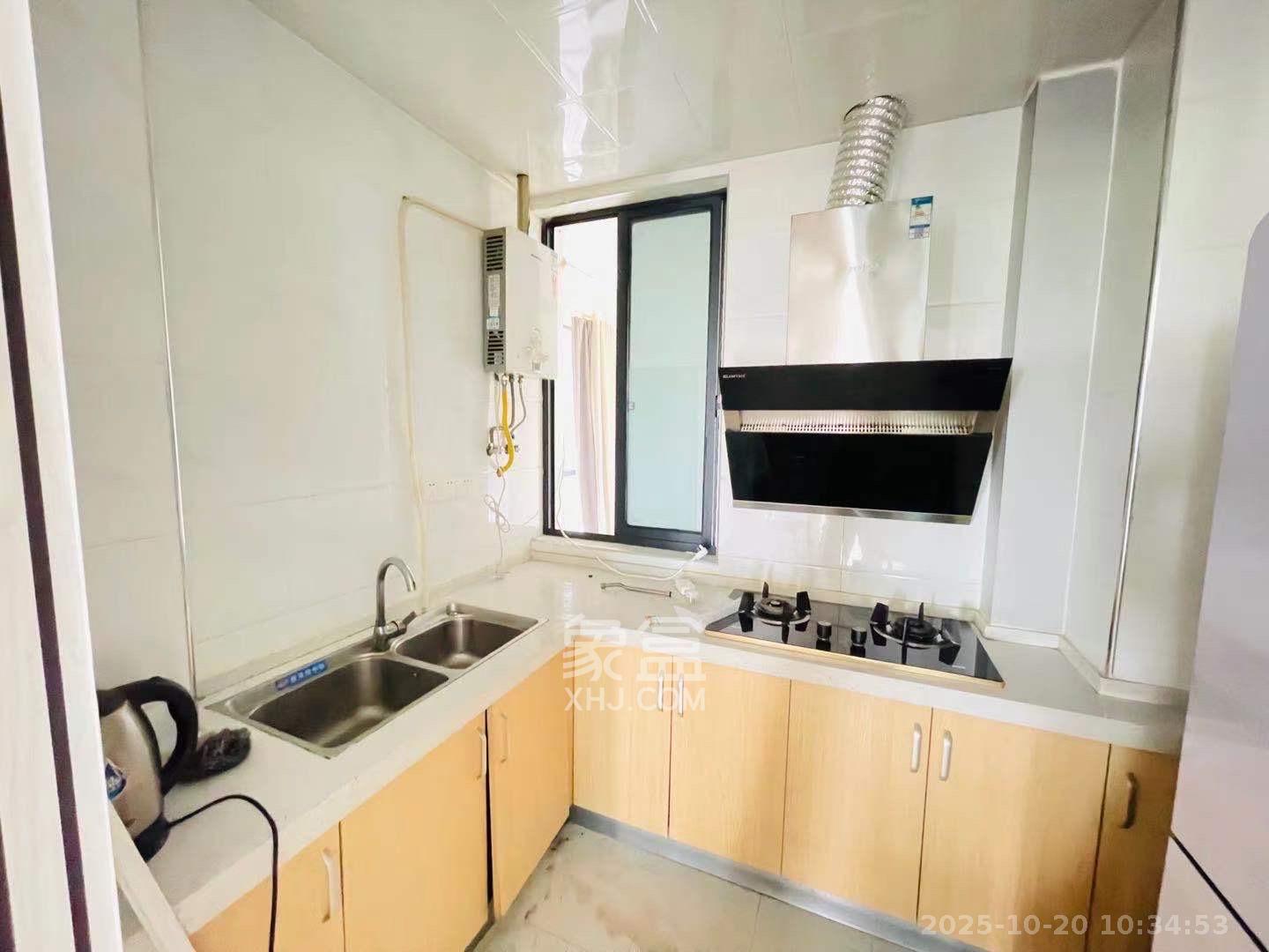 慢步江湾 2室1厅1卫 2500.0元/月 慢步江湾 2室1厅1卫 2500.0元/月室内图