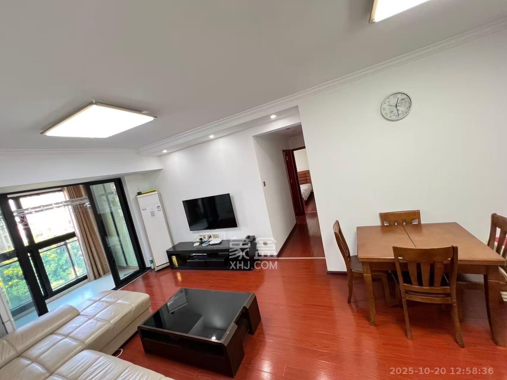 阿普阿布  3室2厅1卫    2500.0元/月 阿普阿布  3室2厅1卫    2500.0元/月室内图