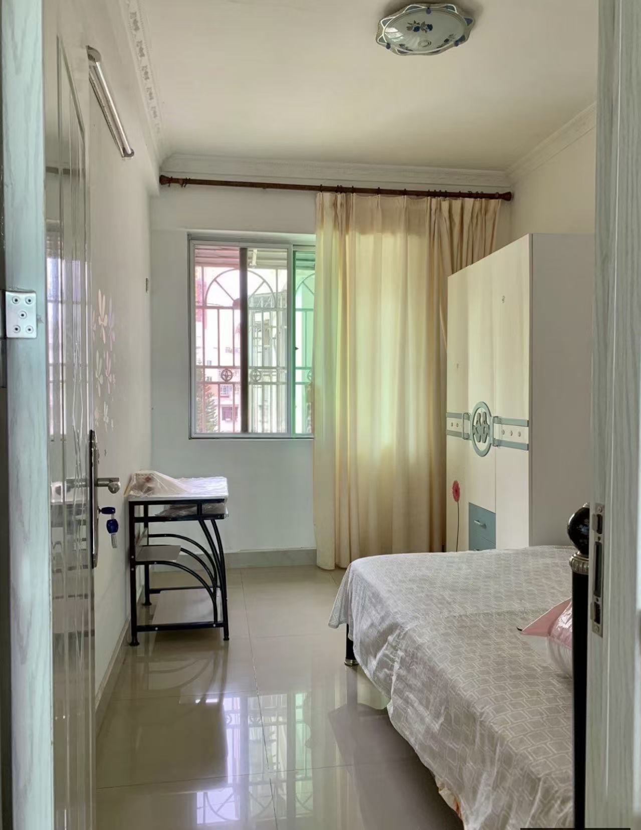 信力花苑 3室2厅1卫 3000.0元/月 信力花苑 3室2厅1卫 3000.0元/月室内图