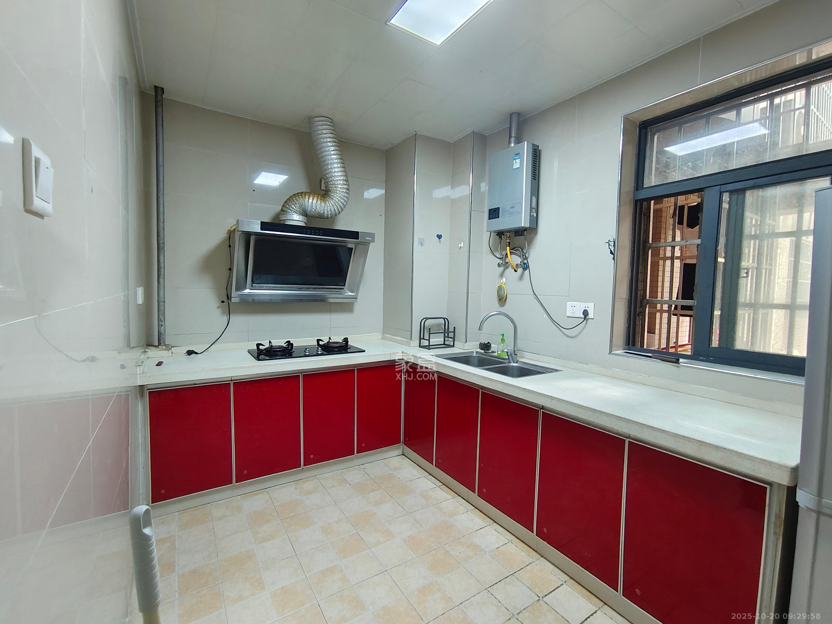 上峰苑(兰亭玥岛) 2室1厅1卫 2000.0元/月 上峰苑(兰亭玥岛) 2室1厅1卫 2000.0元/月室内图