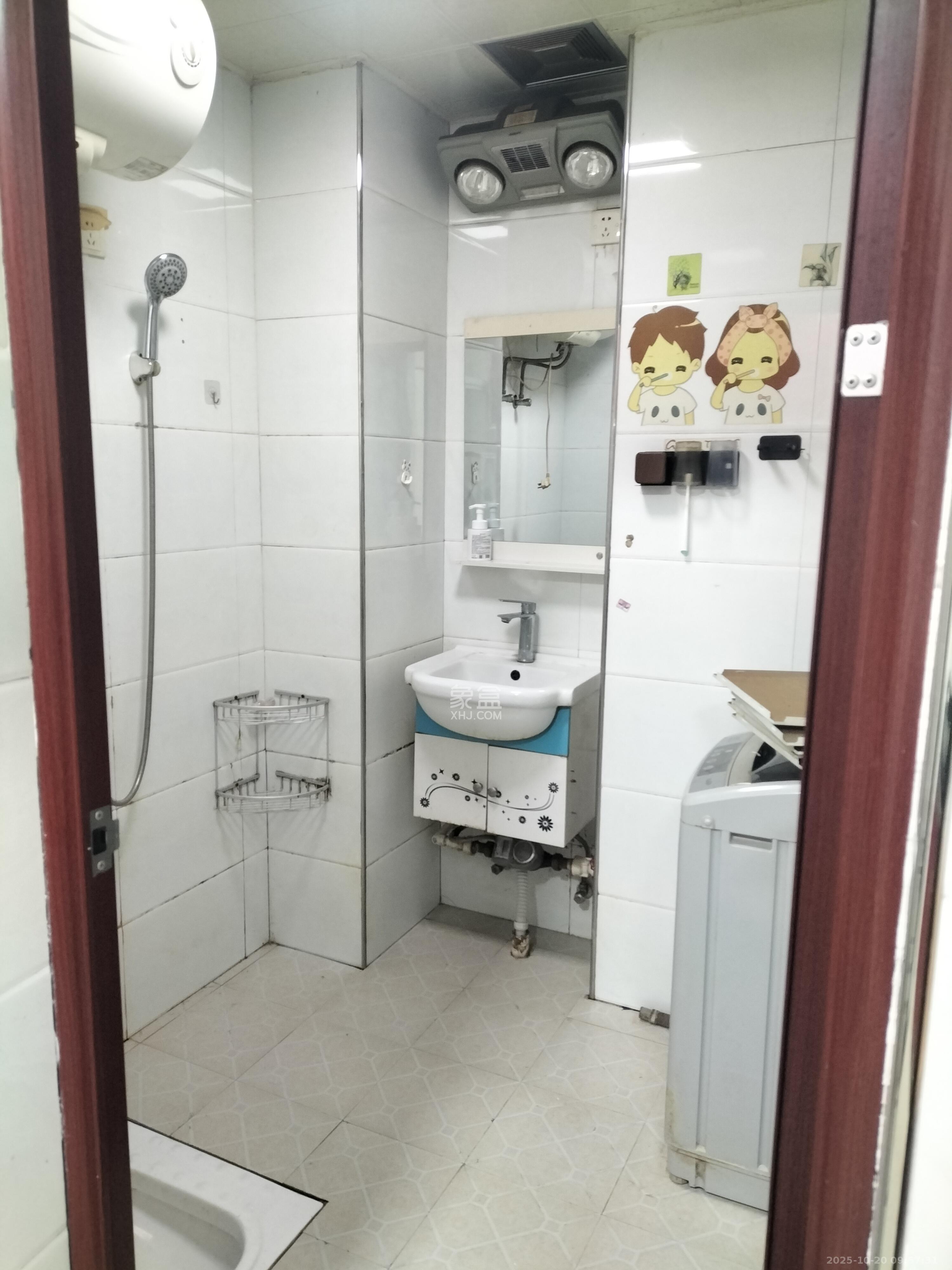 骑龙安置小区  1室1厅1卫    1200.0元/月室内图