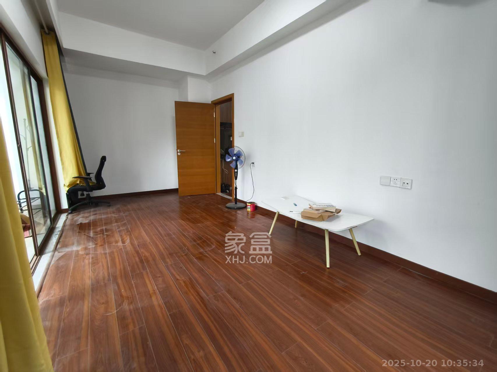 荣泰广场  1室1厅1卫    1600.0元/月室内图