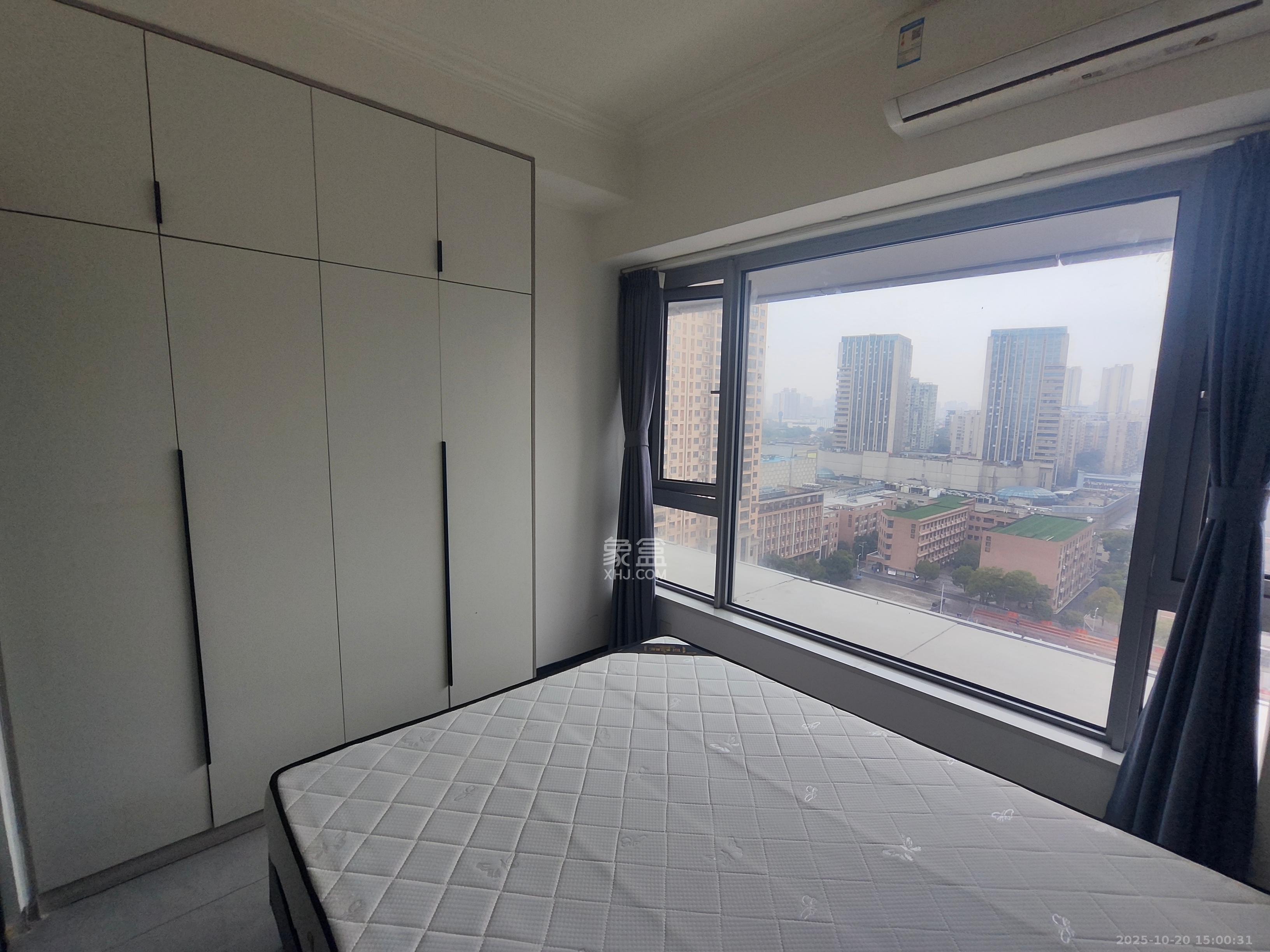 保利天禧EF区  1室0厅0卫    1800.0元/月 保利天禧EF区  1室0厅0卫    1800.0元/月室内图