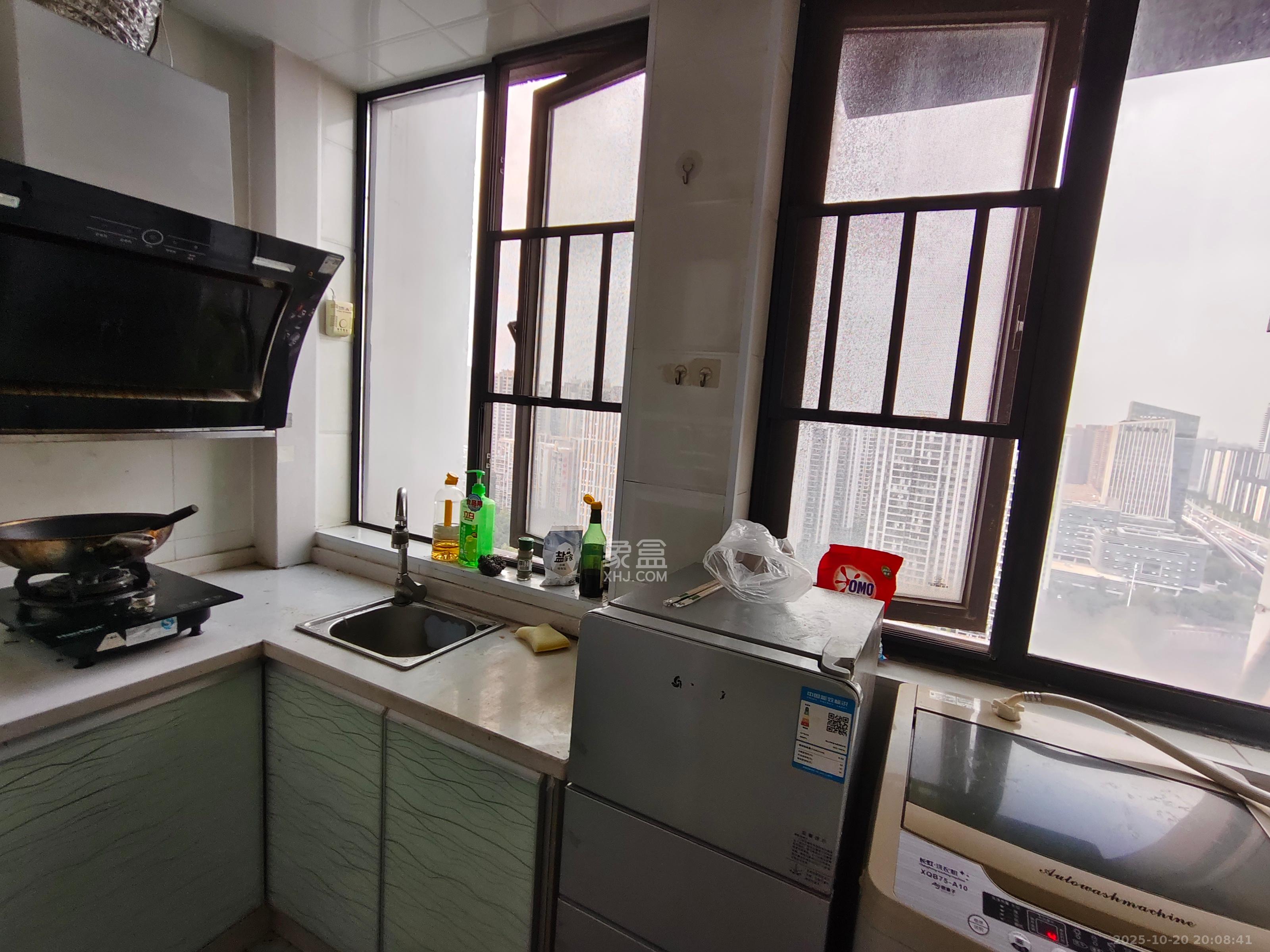 欧亚达国际广场  1室1厅1卫    1300.0元/月室内图