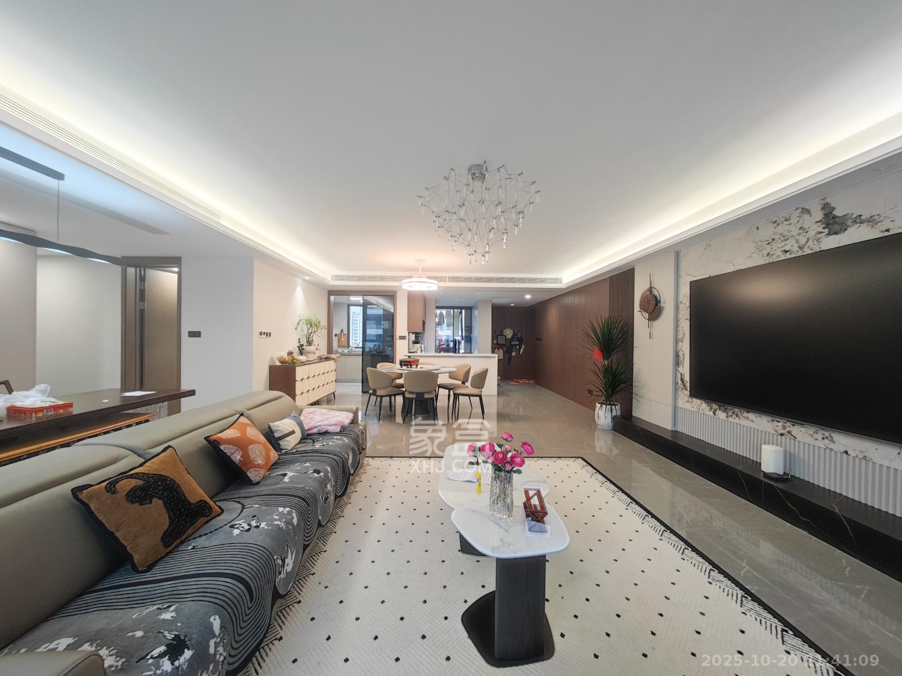 金地都会风華  4室2厅2卫    300.0万 金地都会风華  4室2厅2卫    300.0万