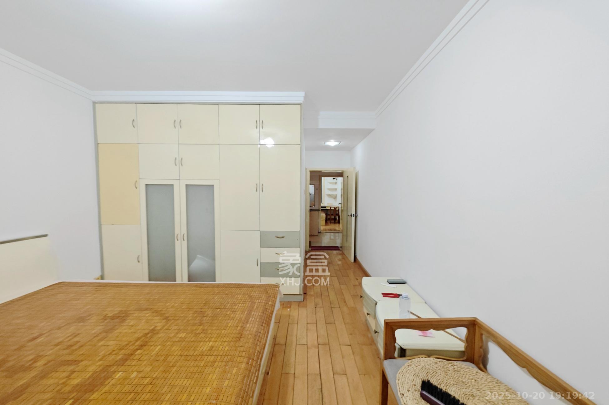 天润花园 3室2厅1卫 92.0万 天润花园 3室2厅1卫 92.0万卧室