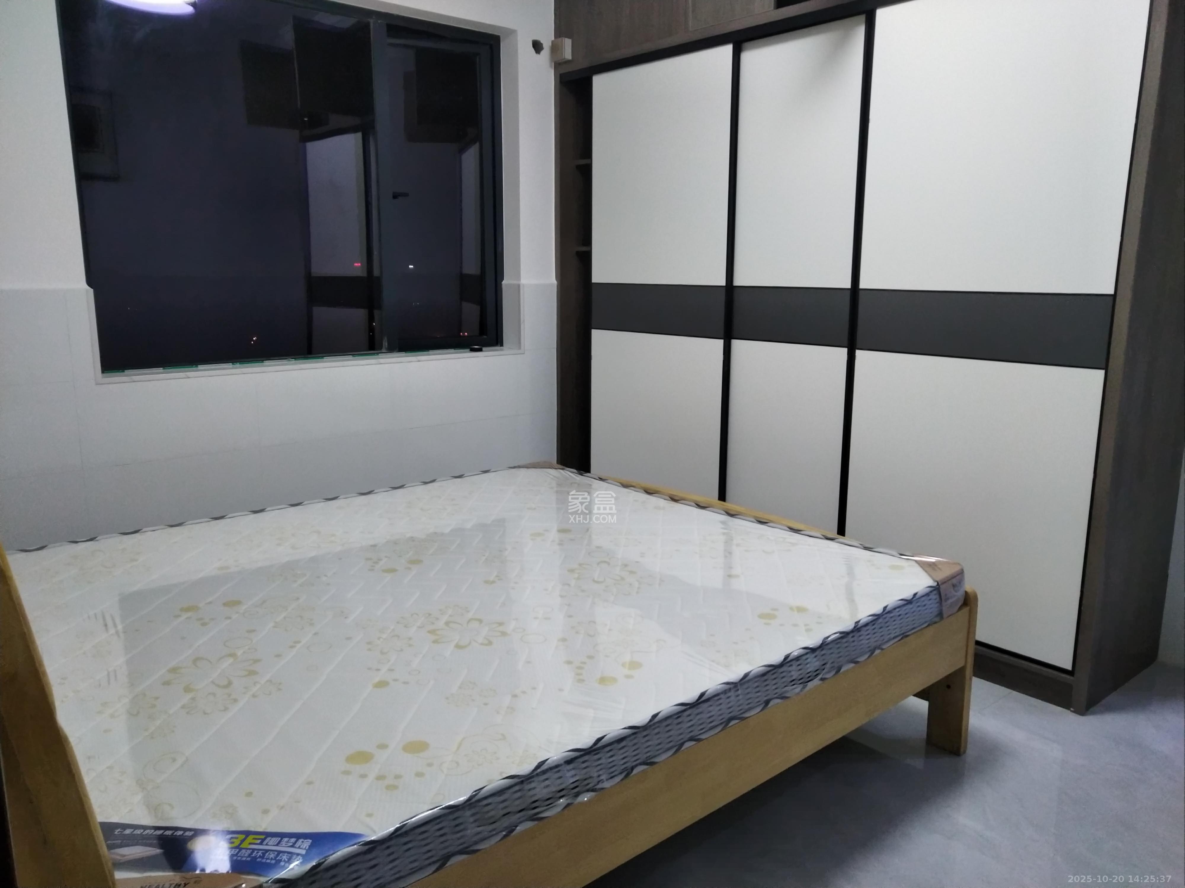 绿色金典  2室1厅1卫    1700.0元/月 绿色金典  2室1厅1卫    1700.0元/月室内图