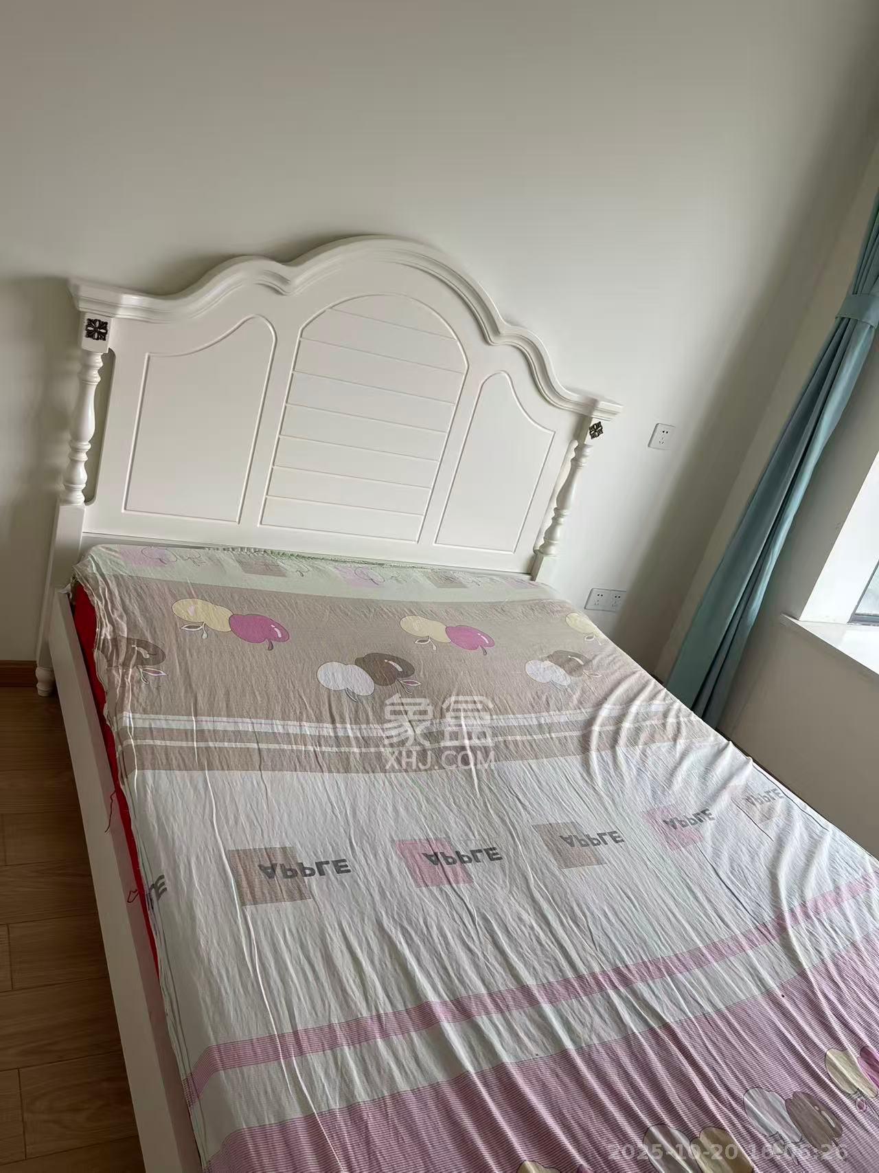 中南国际眼镜城（中伟商业中心）  4室2厅2卫    2600.0元/月室内图