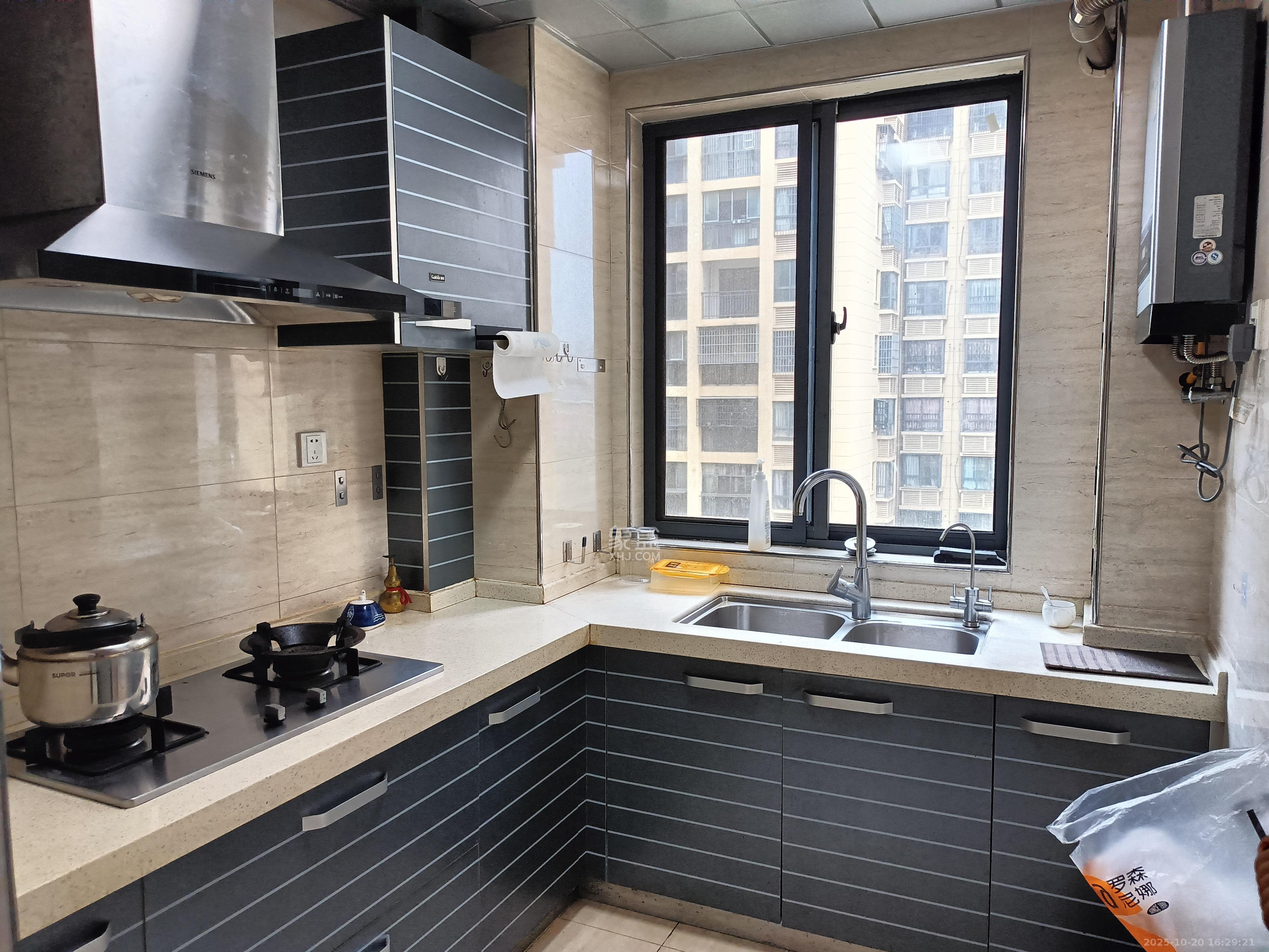 晟通城 3室2厅1卫 1800.0元/月 晟通城 3室2厅1卫 1800.0元/月室内图