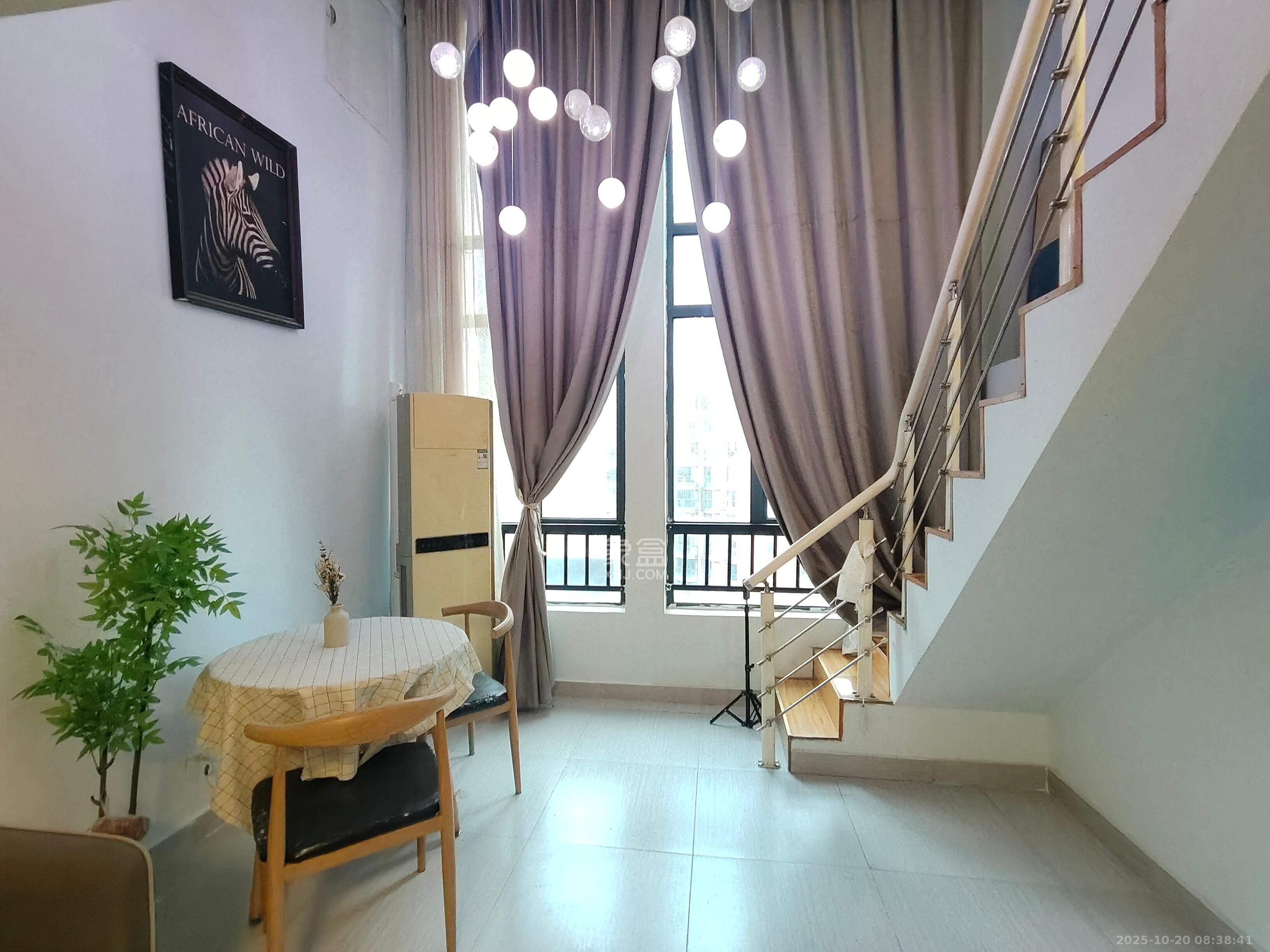 融圣国际  2室1厅1卫    2000.0元/月室内图