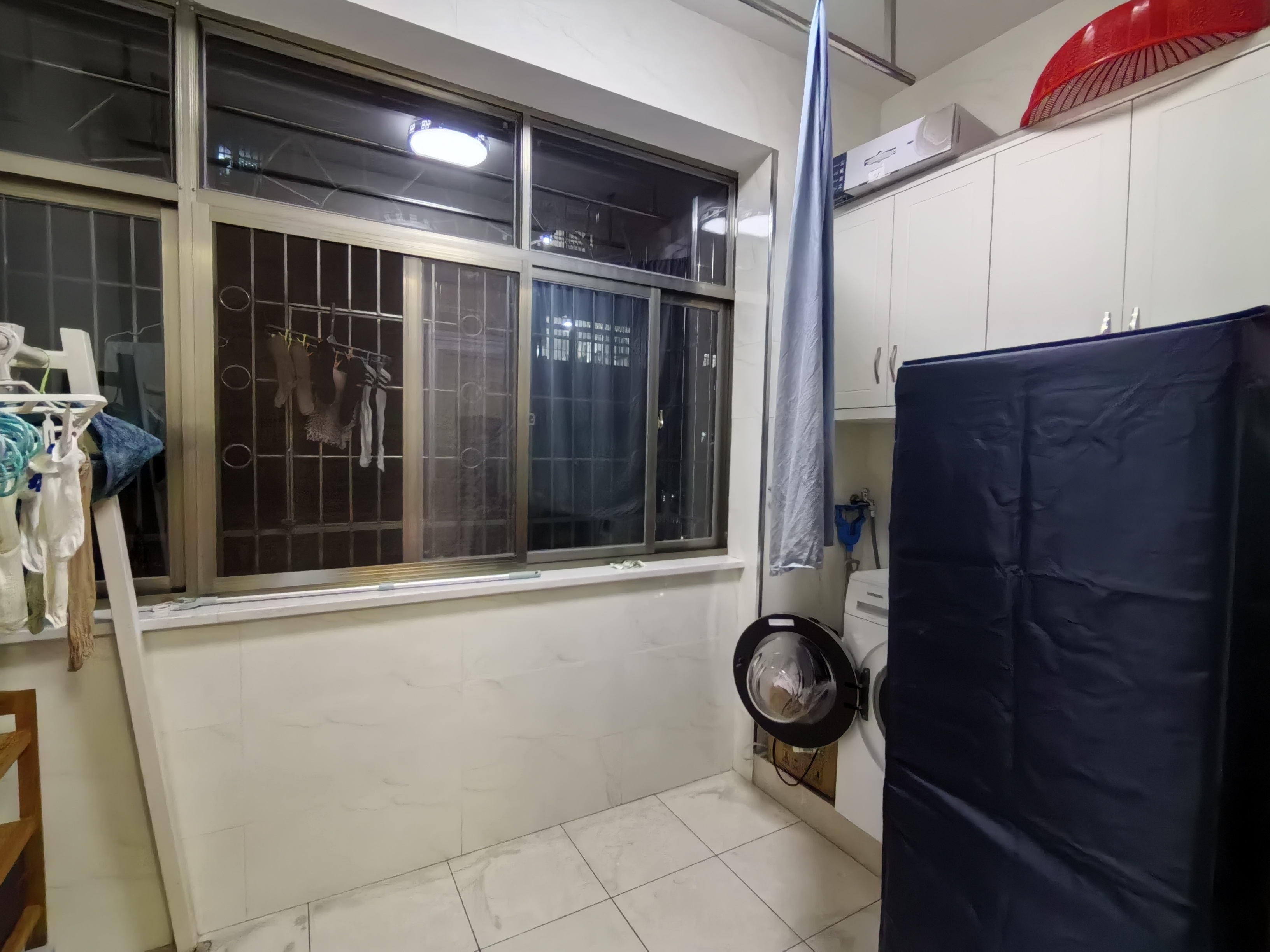 东贸街老国土局 4室2厅1卫 79.8万 东贸街老国土局 4室2厅1卫 79.8万阳台